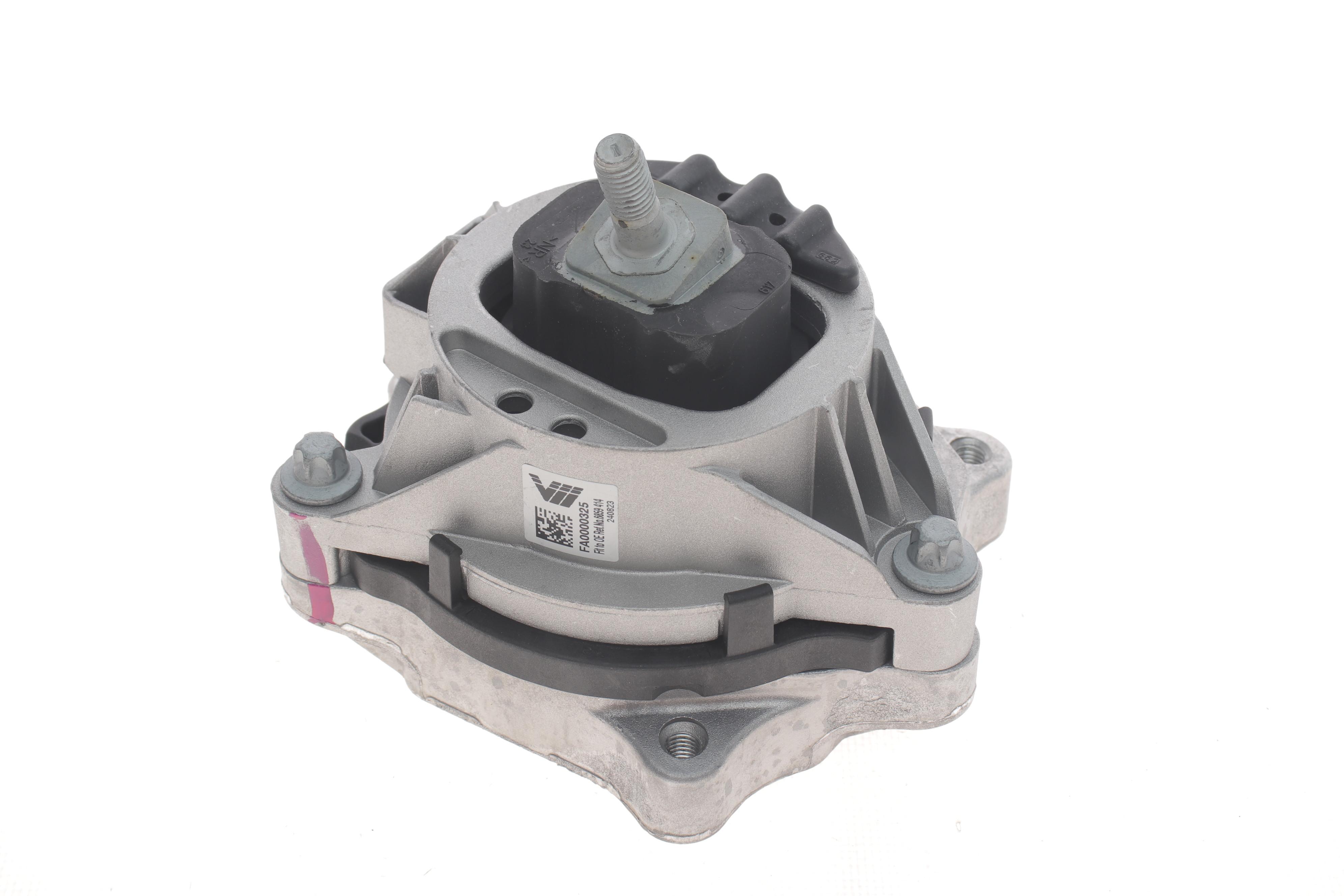 Опора двигуна (R) BMW 3 (F30)/4 (F32) 12- (B46/B48)