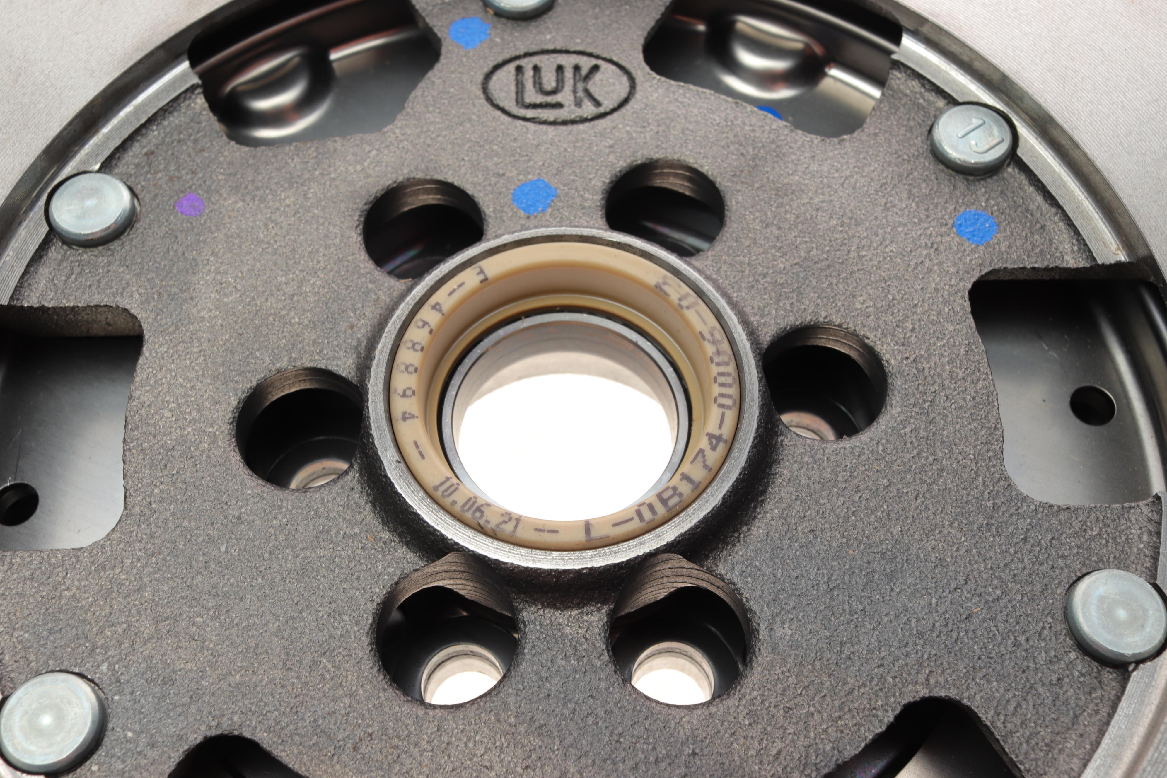 Демпфер зчеплення Seat Alhambra/VW Sharan 1.8/2.0 95-10