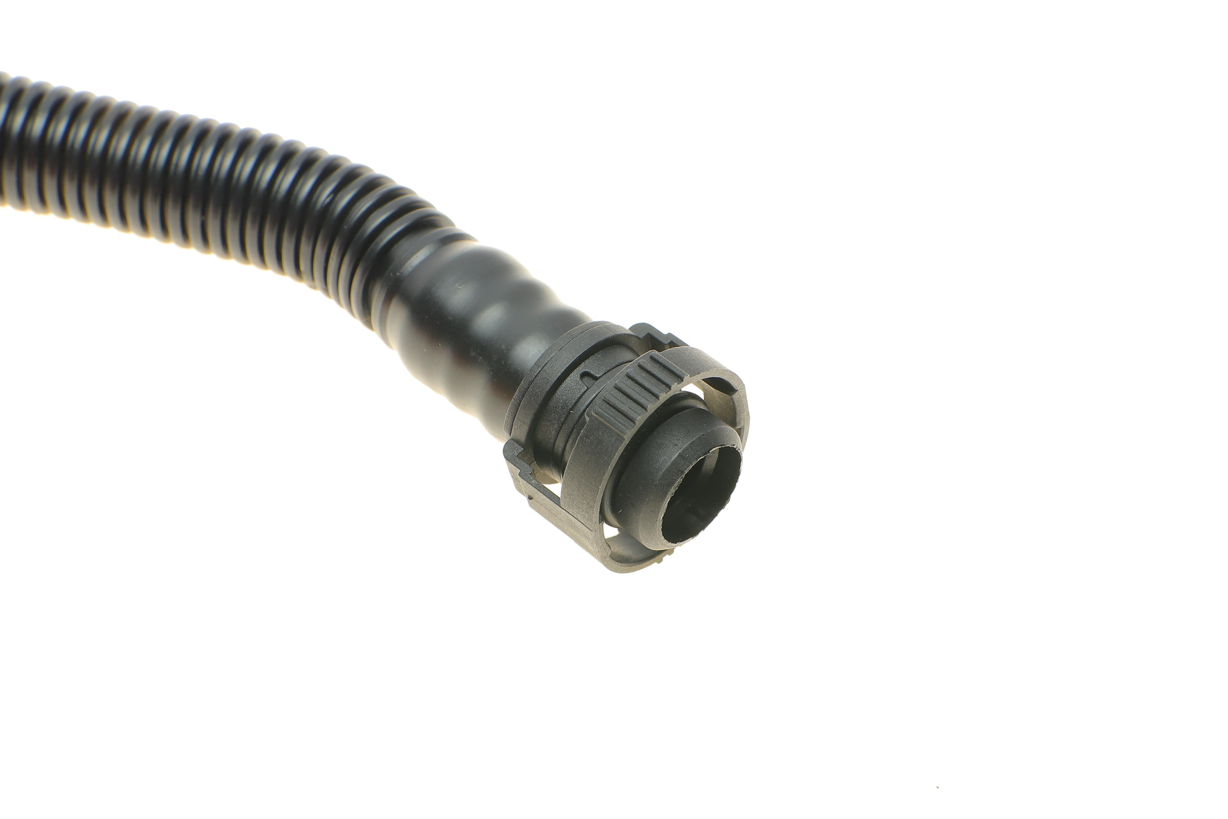 Патрубок вентиляції картера VW Golf V/Passat 03-11