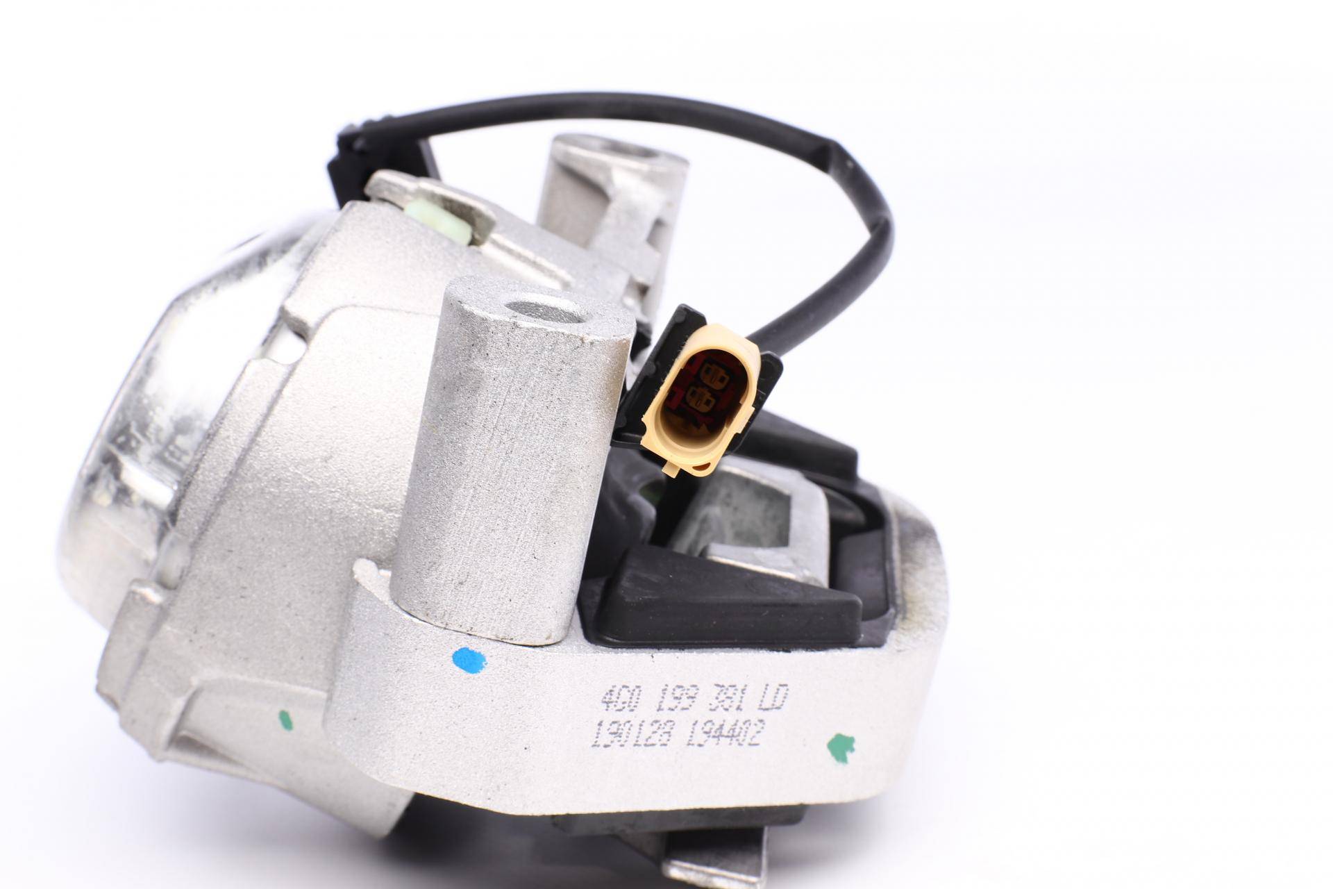 Подушка двигуна Audi A8 2.5-3.0TDI/TFSI 10-18 (к-кт) (OE)