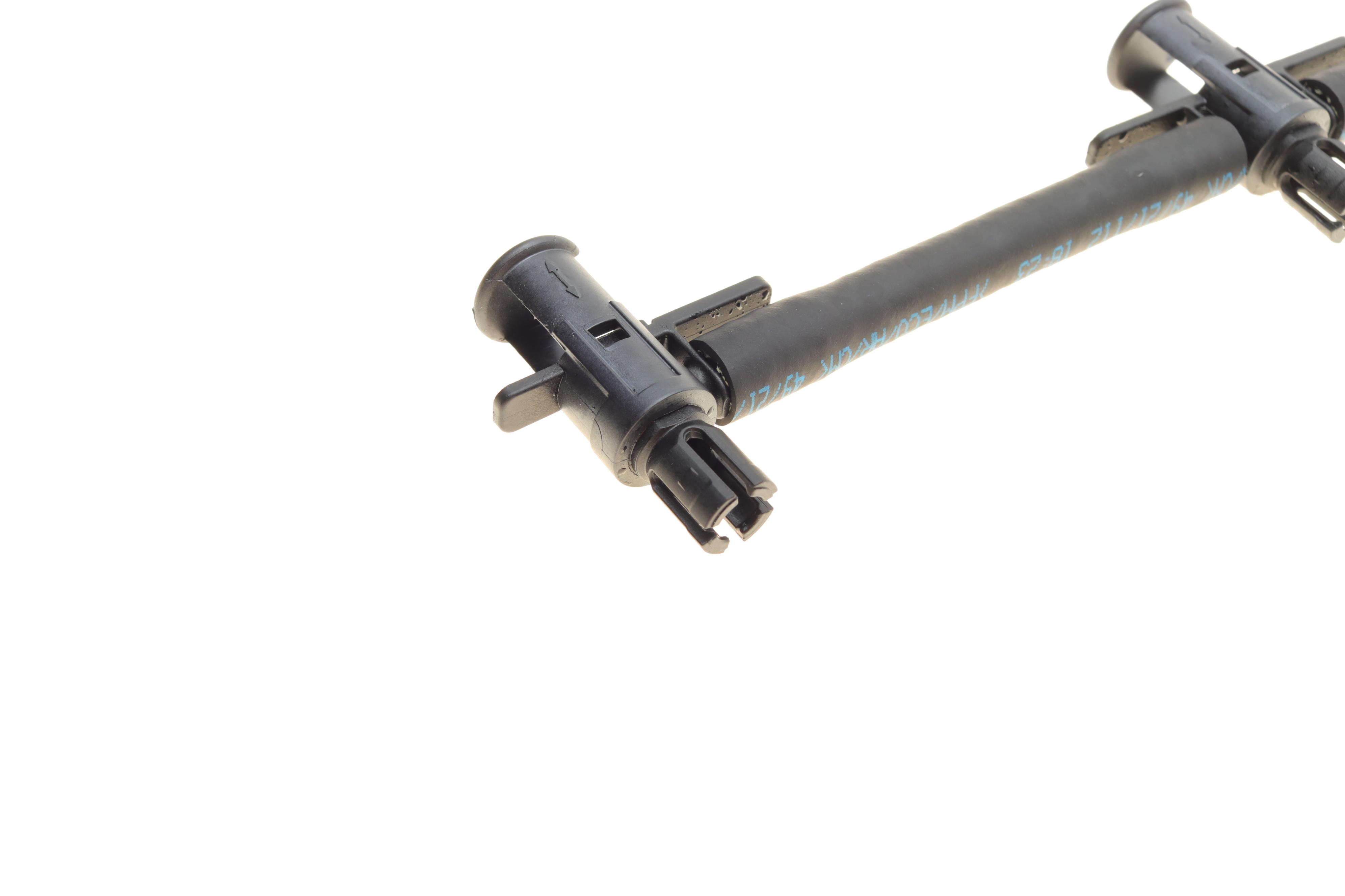 Шланг паливний Audi A6/A7/Q7/VW Touareg 3.0TDI 10-18