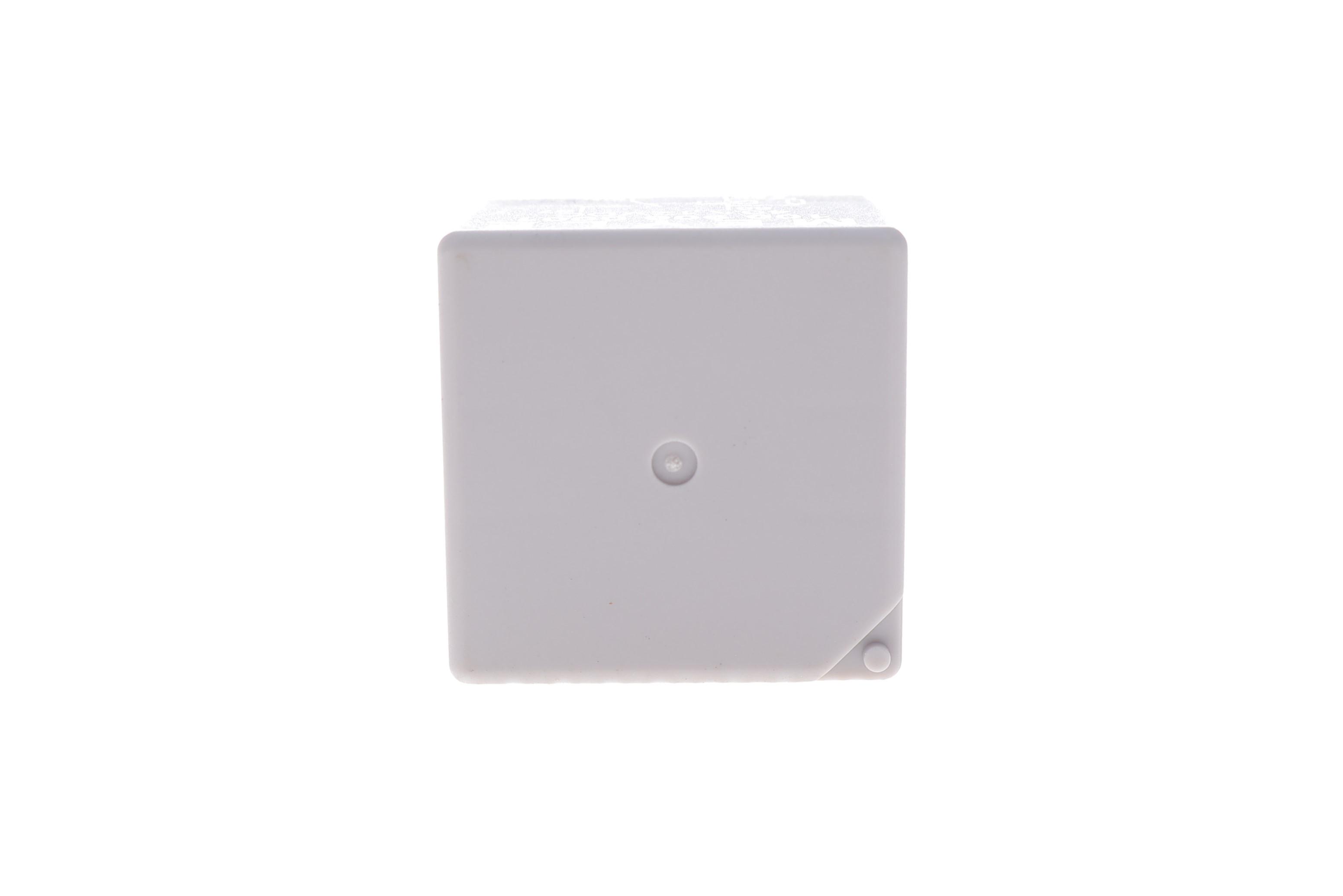 Реле насосу паливного VW T4/T5 2.0-3.2 90-15