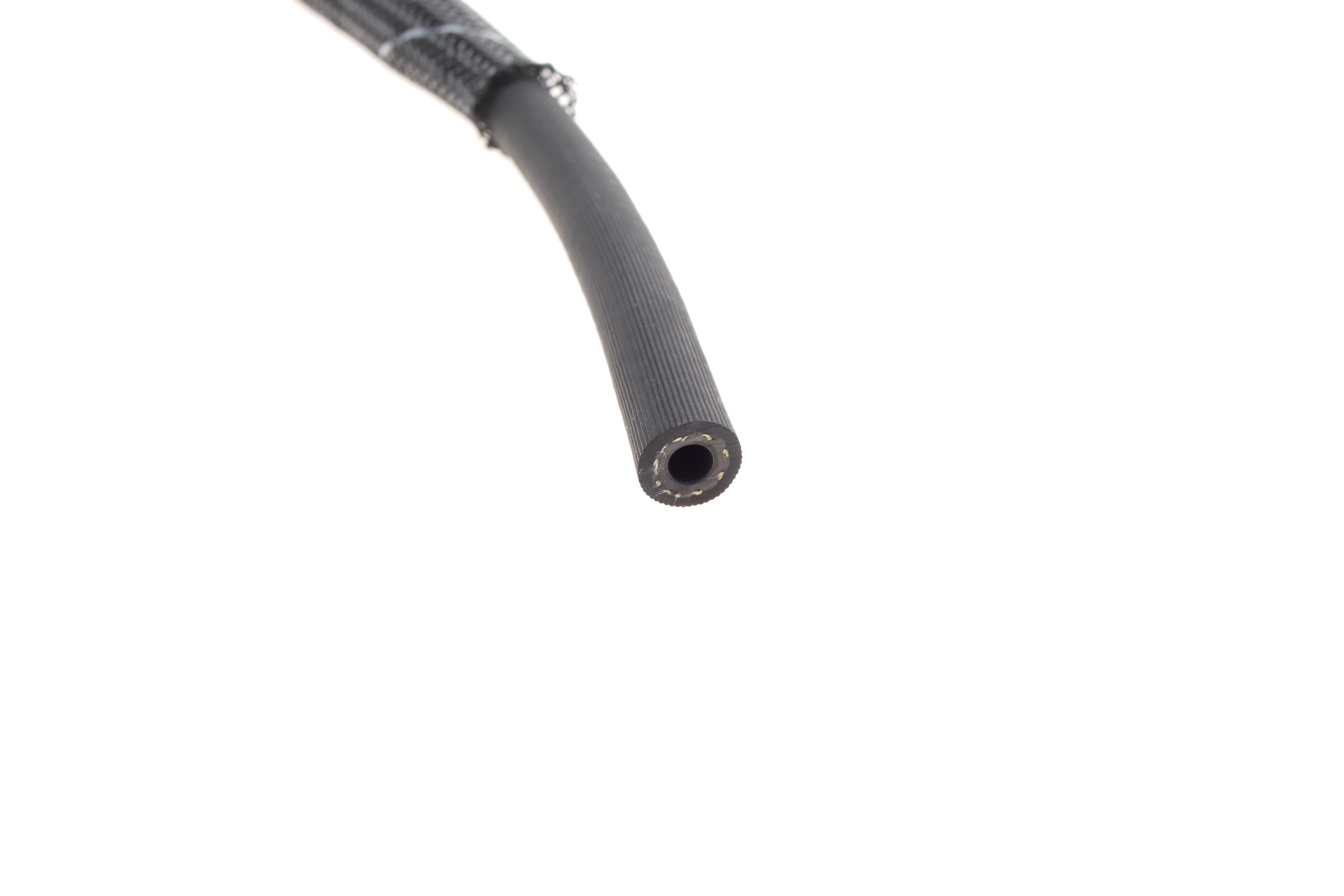 Шланг паливний BMW 3 (E90/F30)/5 (E60/F10) 06-16 (N47)