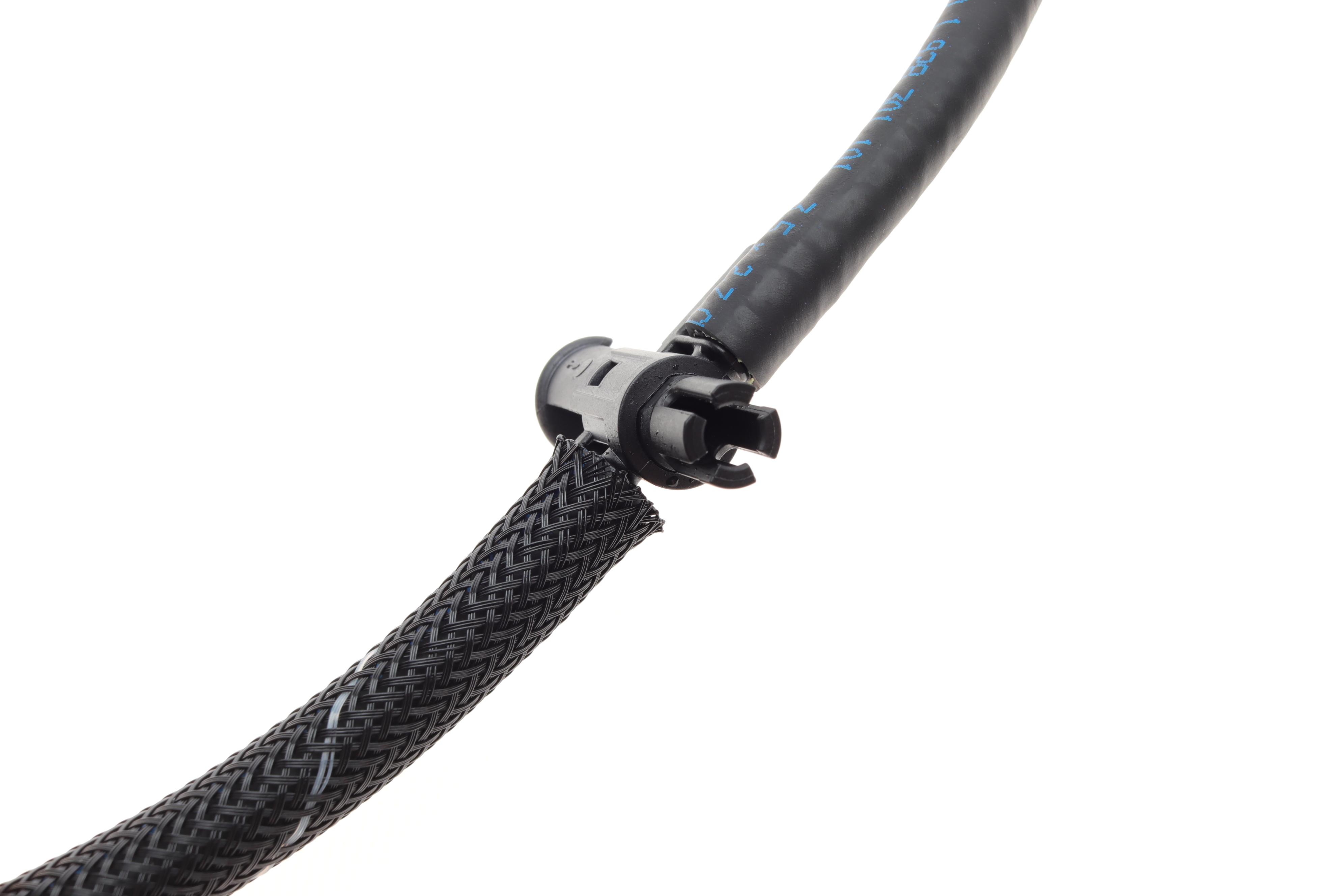 Шланг паливний BMW 3 (E90/F30)/5 (E60/F10) 06-16 (N47)