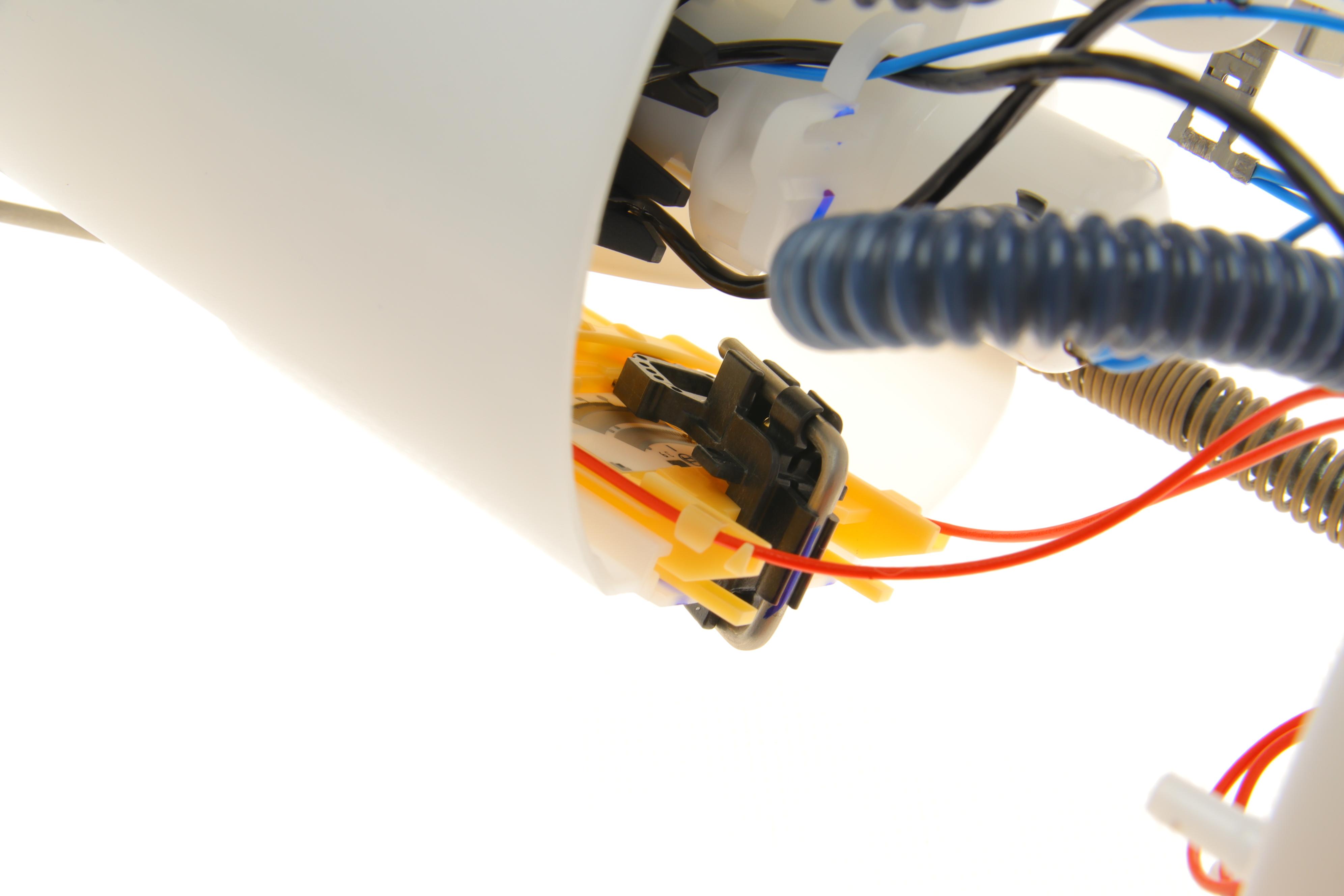 Насос паливний в бак Ford C-Max/Focus 1.0-1.6 12-