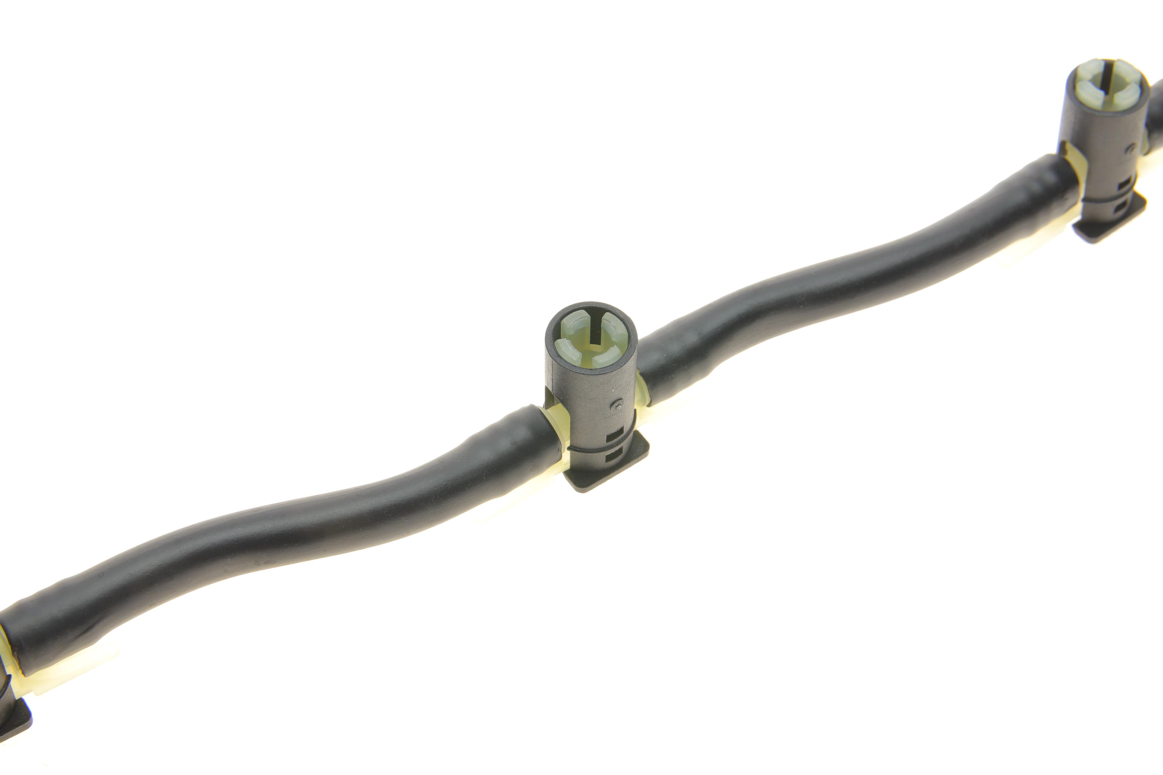 Шланг обратки Renault Trafic/Opel Vivaro 2.0CDI 06-