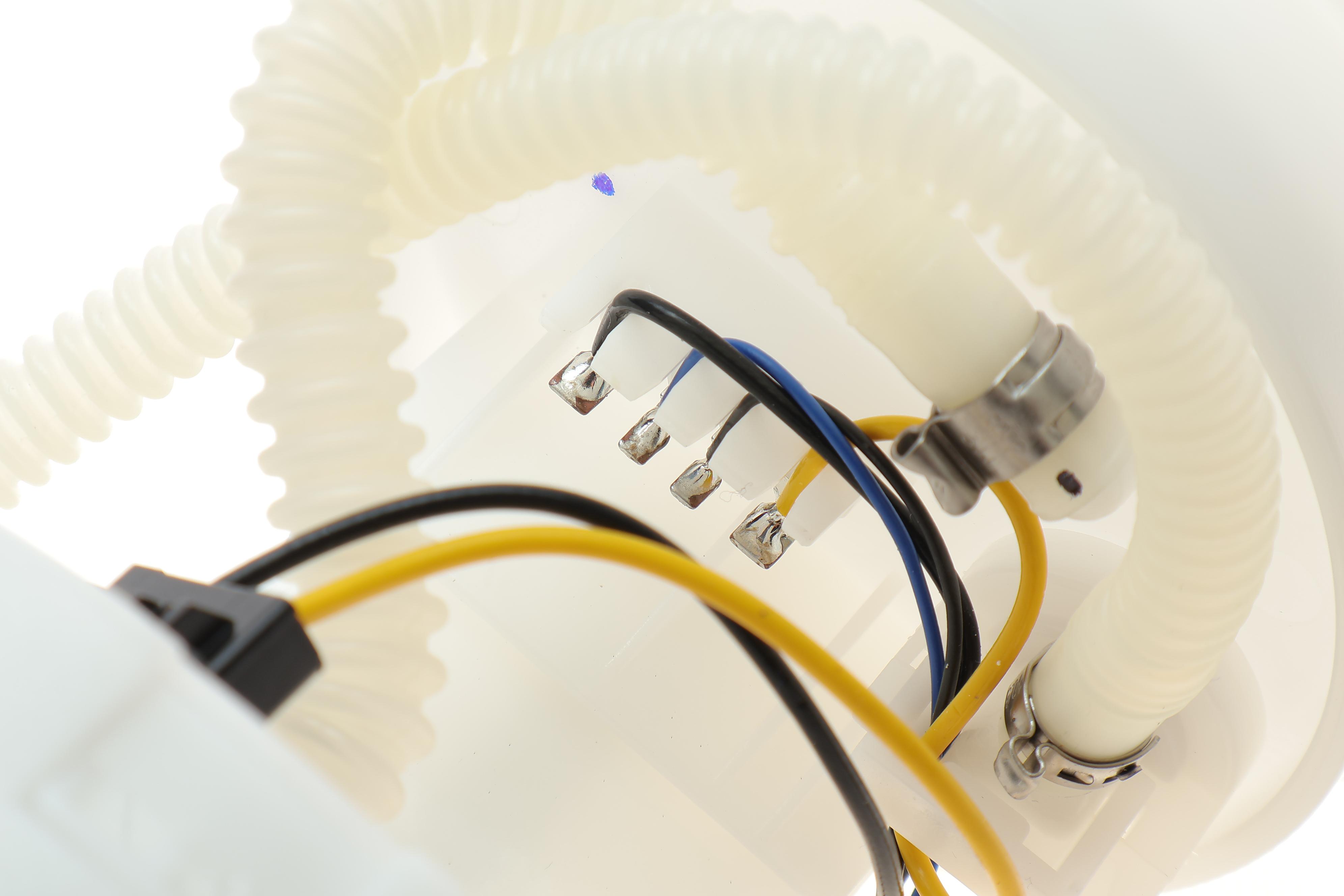 Насос паливний в бак VW Golf/Passat 1.6-2.3 97-05/T5 2.0/3.2 03-15