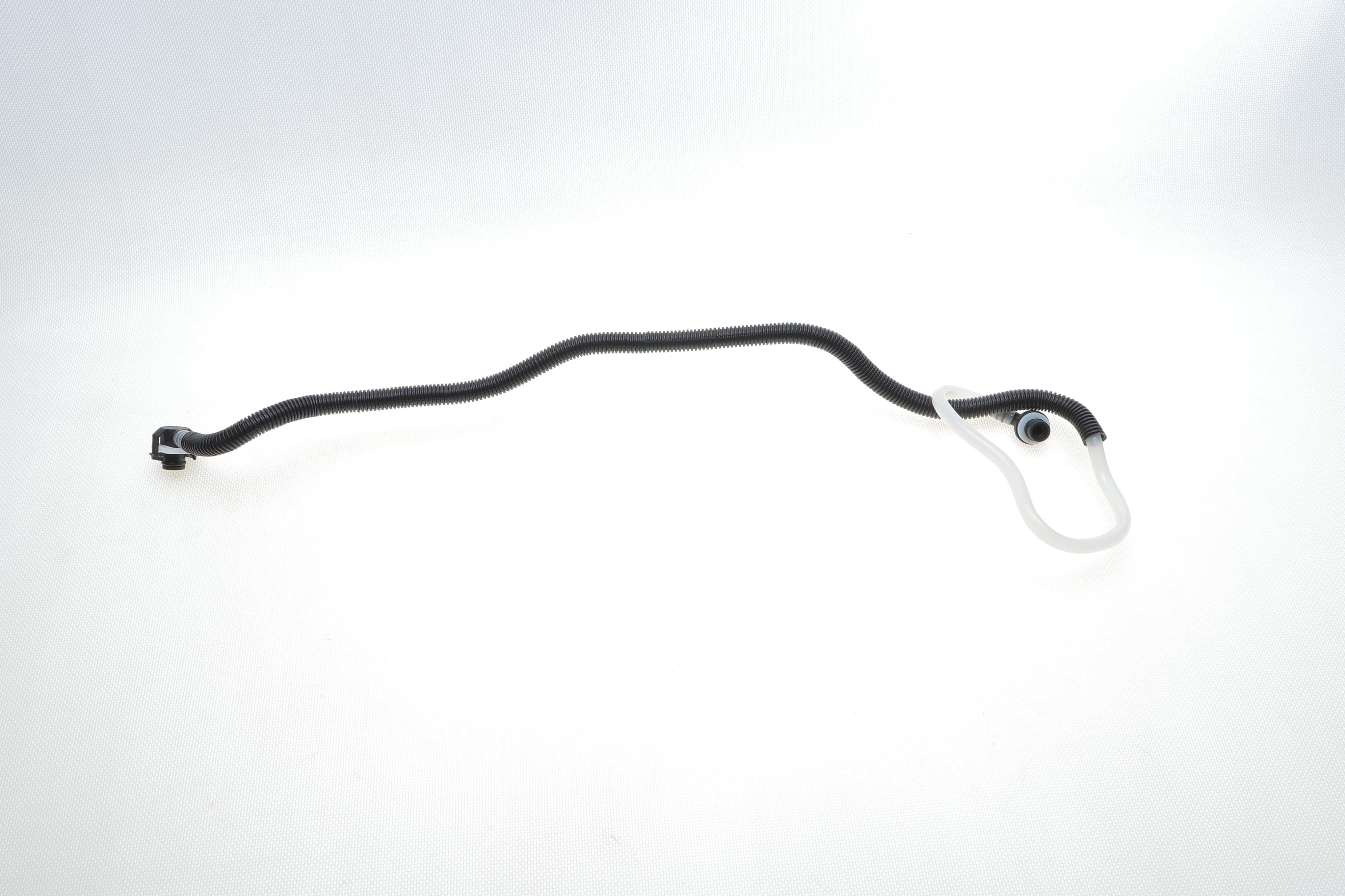 Шланг зливний MB C-class (W203)/E-class (W210) 99-07 OM612