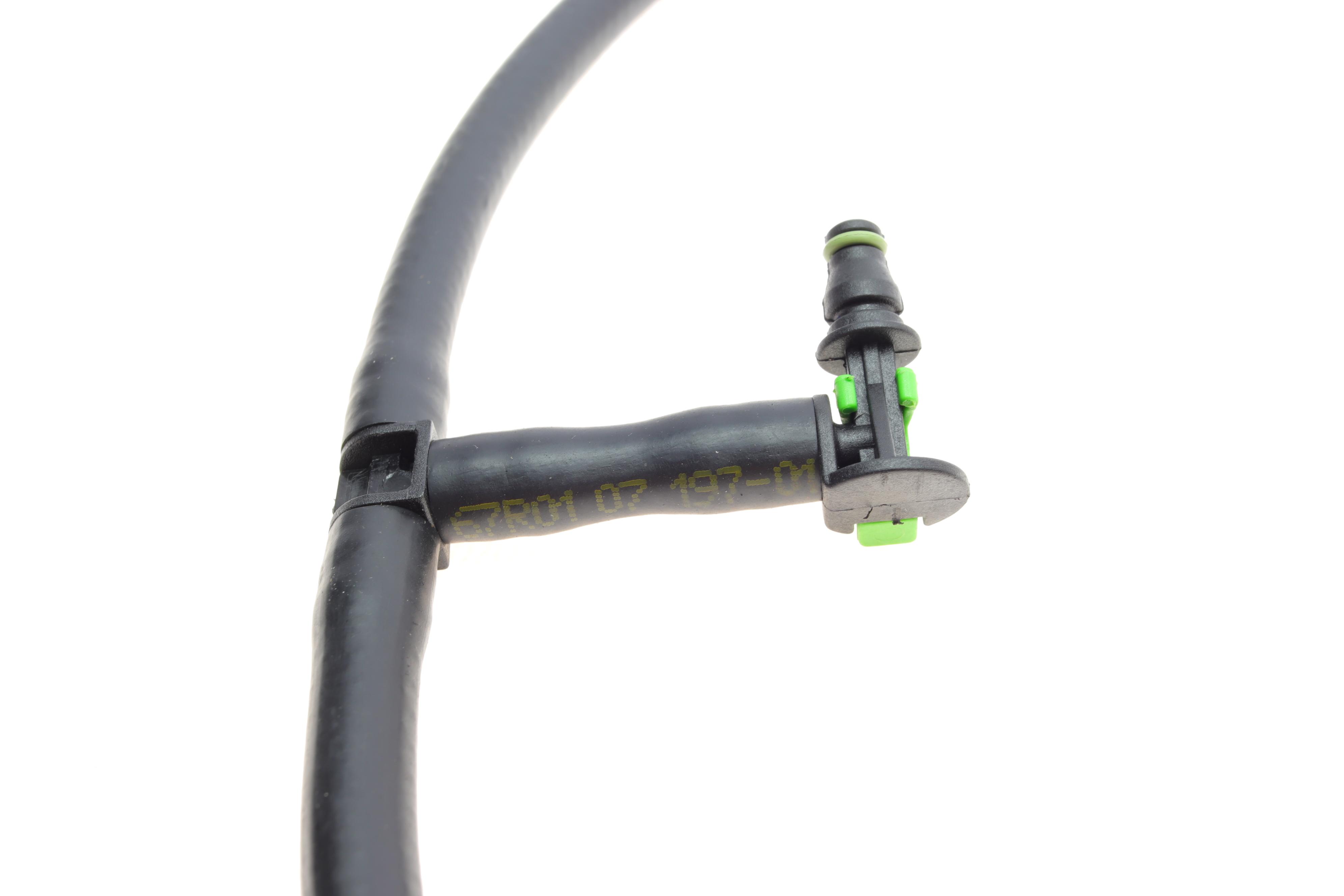 Шланг зливний Citroen Jumper/Peugeot Boxer/Fiat Ducato 2.2D 11- (Euro5)