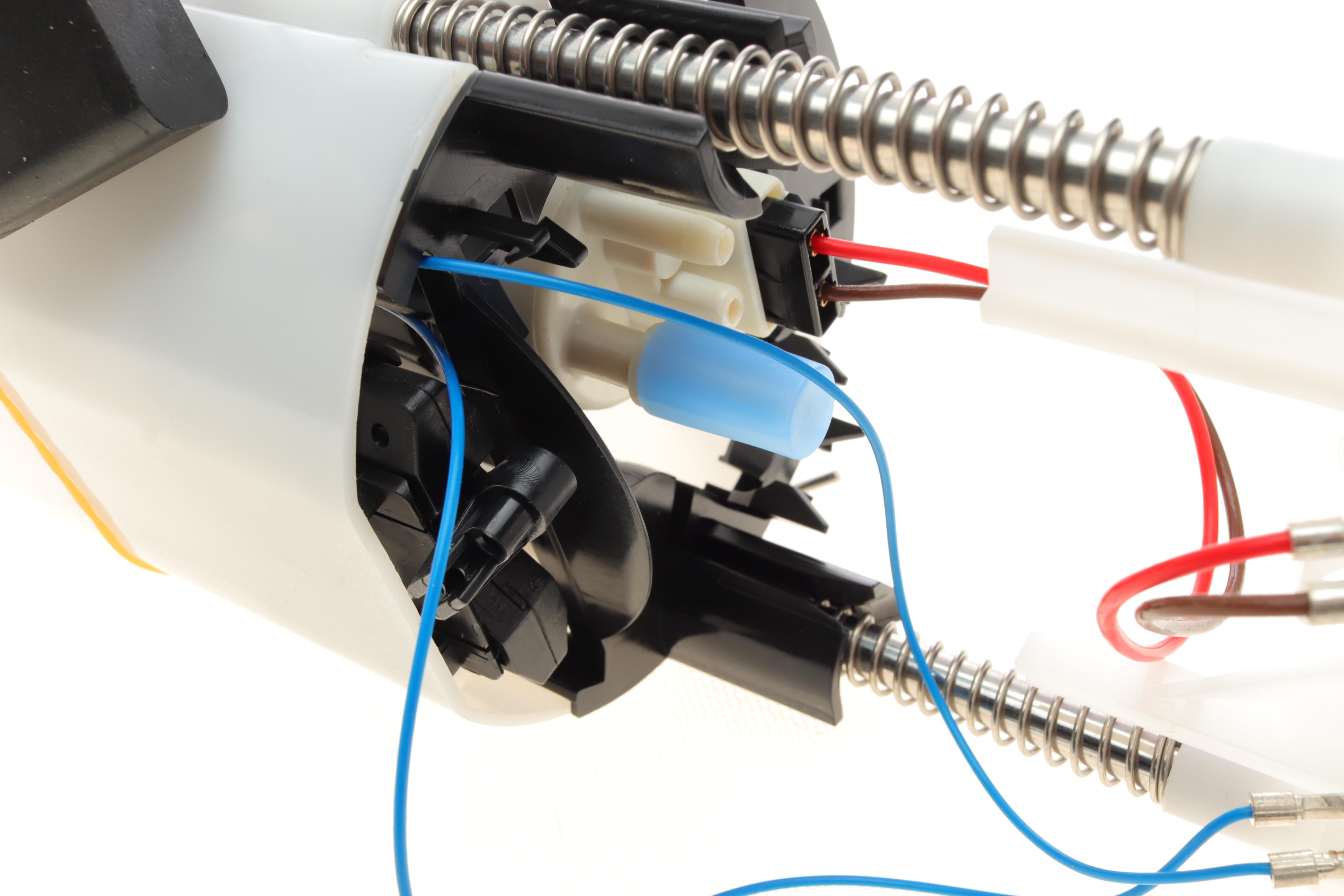 Насос паливний BMW 3 (E90)/1 (E87) 1.6-3.0i 04-11 (N43/N52/N53) (HÜCO)