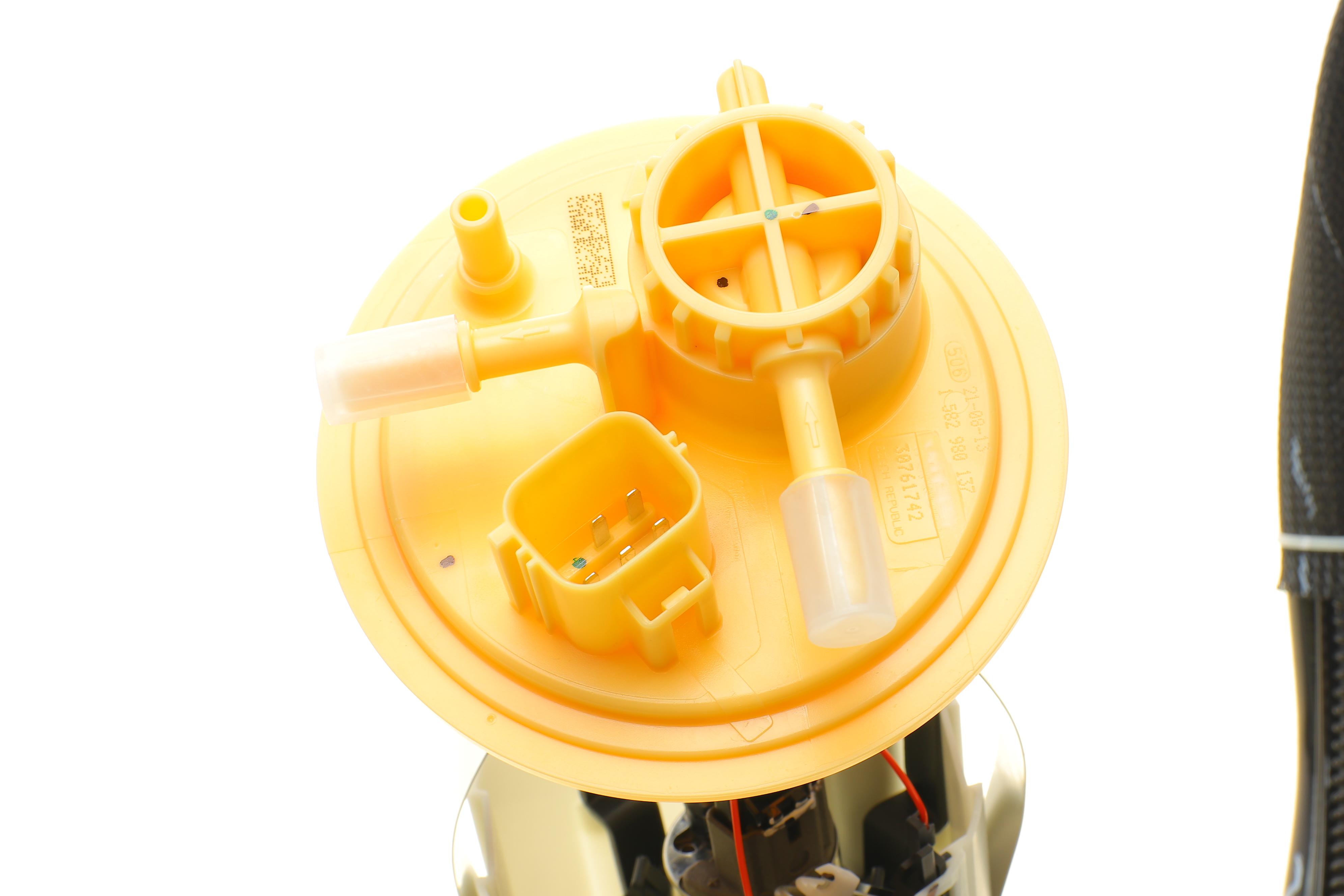 Насос паливний в бак Volvo S60/S80/V70/CX70/XC90 99-14 (електро)