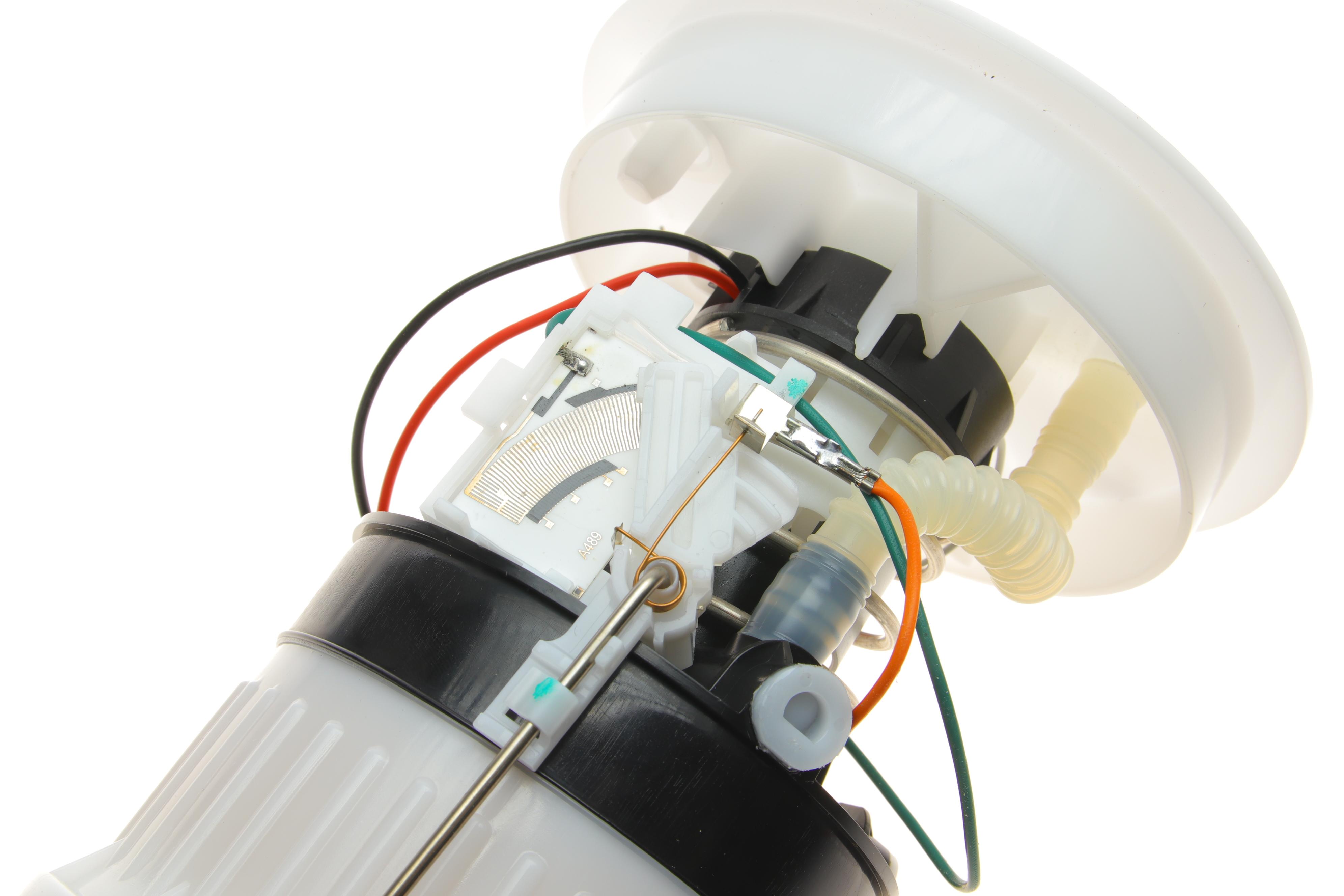 Насос паливний електричний Ford Focus II 04-12/Mazda 3 03-09 (HÜCO)