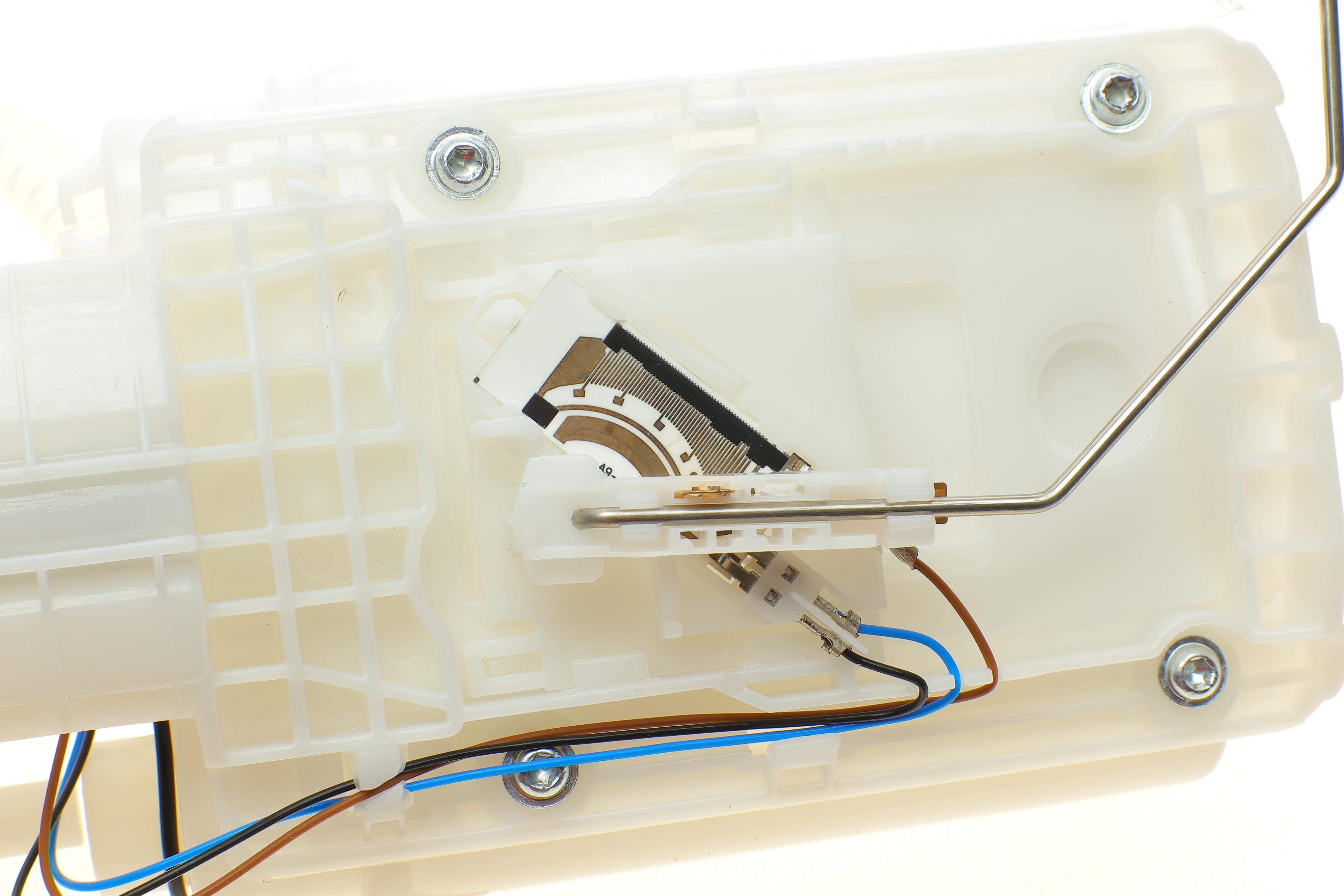 Насос паливний VW Caddy III/IV 1.0-1.4TSI 04- (HÜCO)