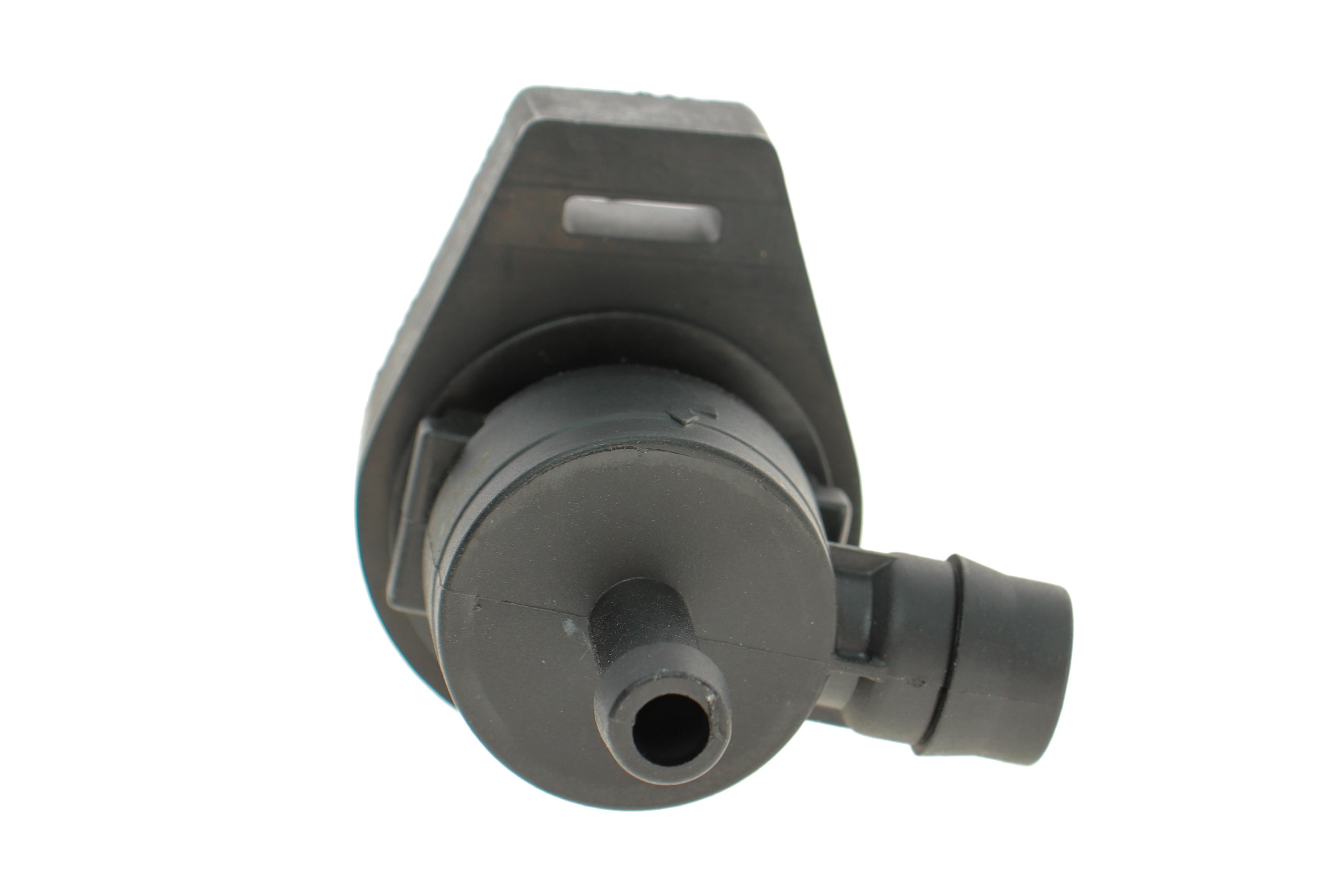 Клапан вентиляції бака паливного BMW 3 (E46)/5 (E39)/7 (E38)/X5 (E53) 97-09