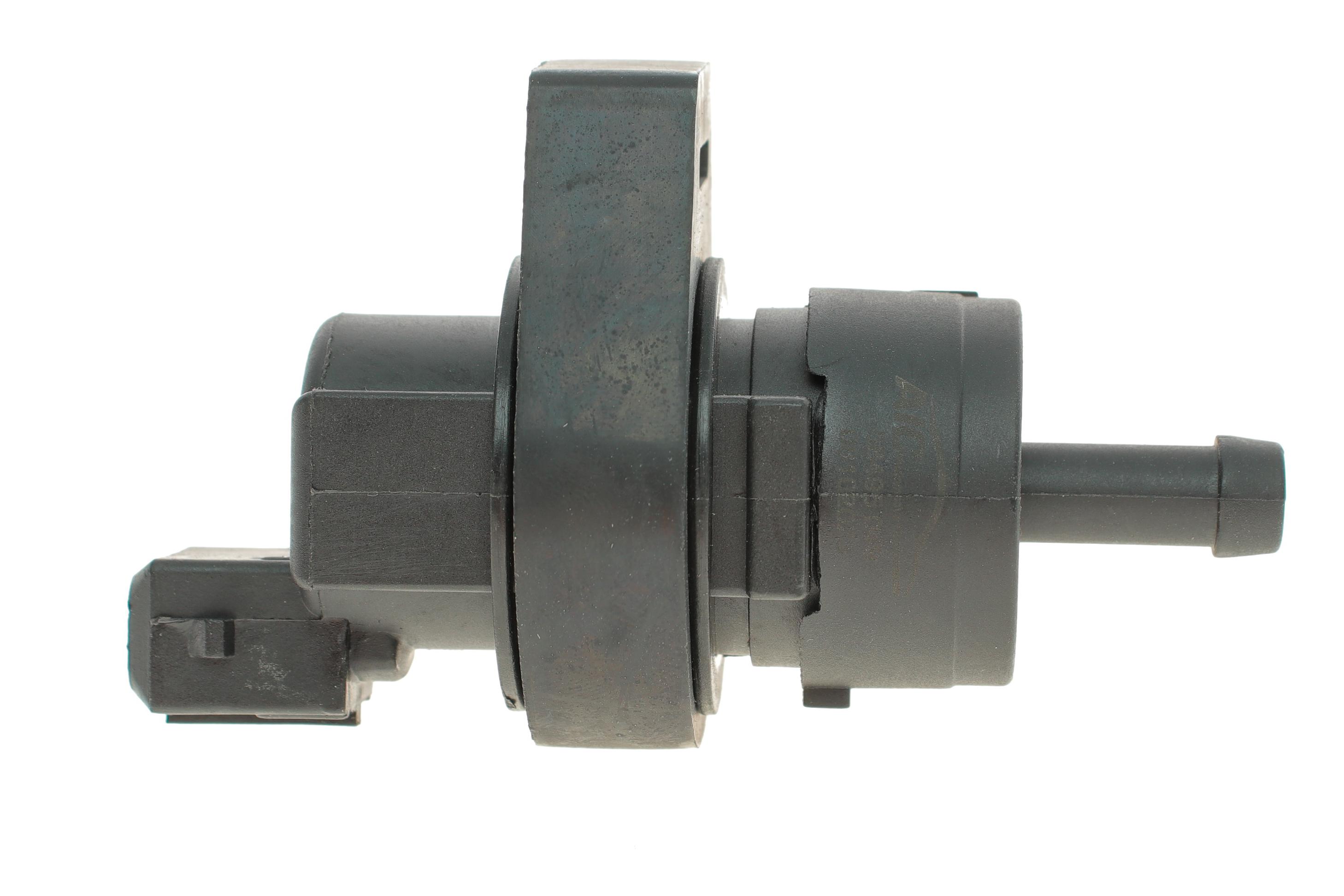 Клапан вентиляції бака паливного BMW 3 (E46)/5 (E39)/7 (E38)/X5 (E53) 97-09