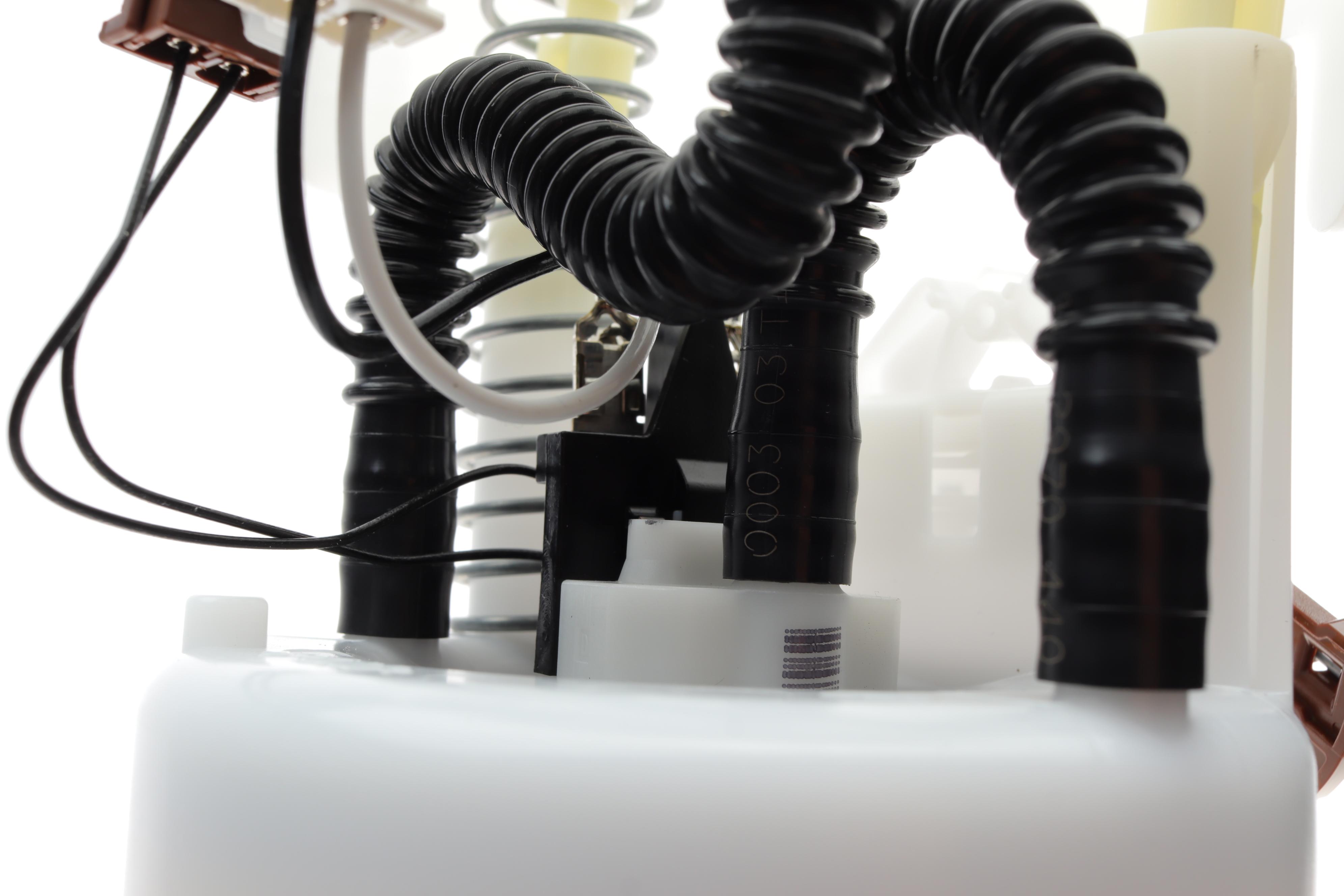 Насос паливний в бак Citroen C5/C6/Peugeot 407/SW 1.8-3.0 04-