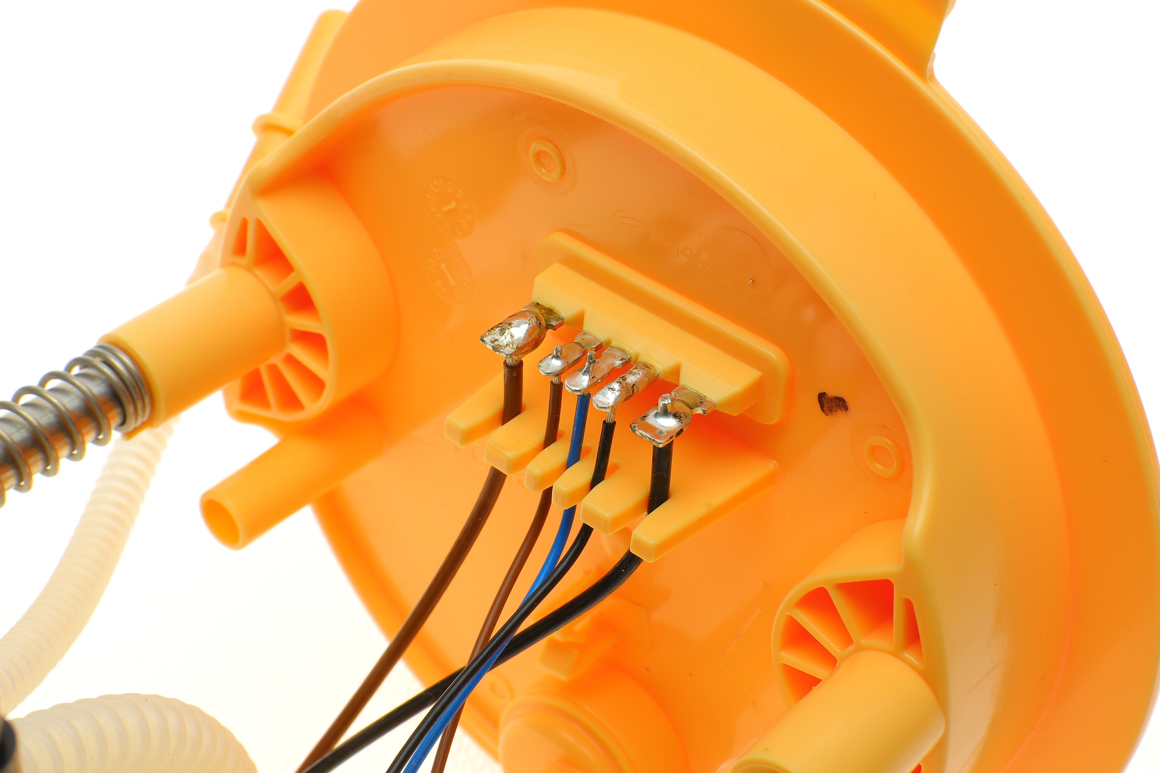 Насос паливний VW Golf/Skoda Octavia/Audi A3 1.6/2.0TDI 08- (HÜCO)