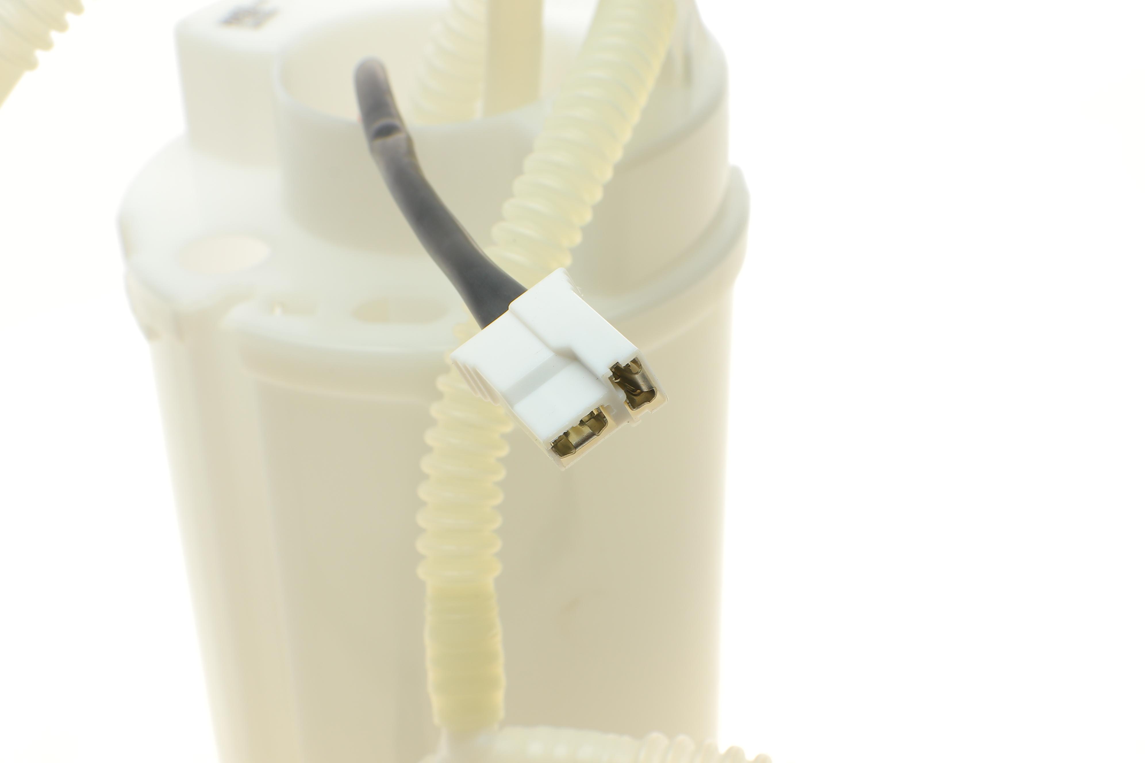 Насос паливний VW Touareg 3.2-6.0 02-10 (HÜCO)