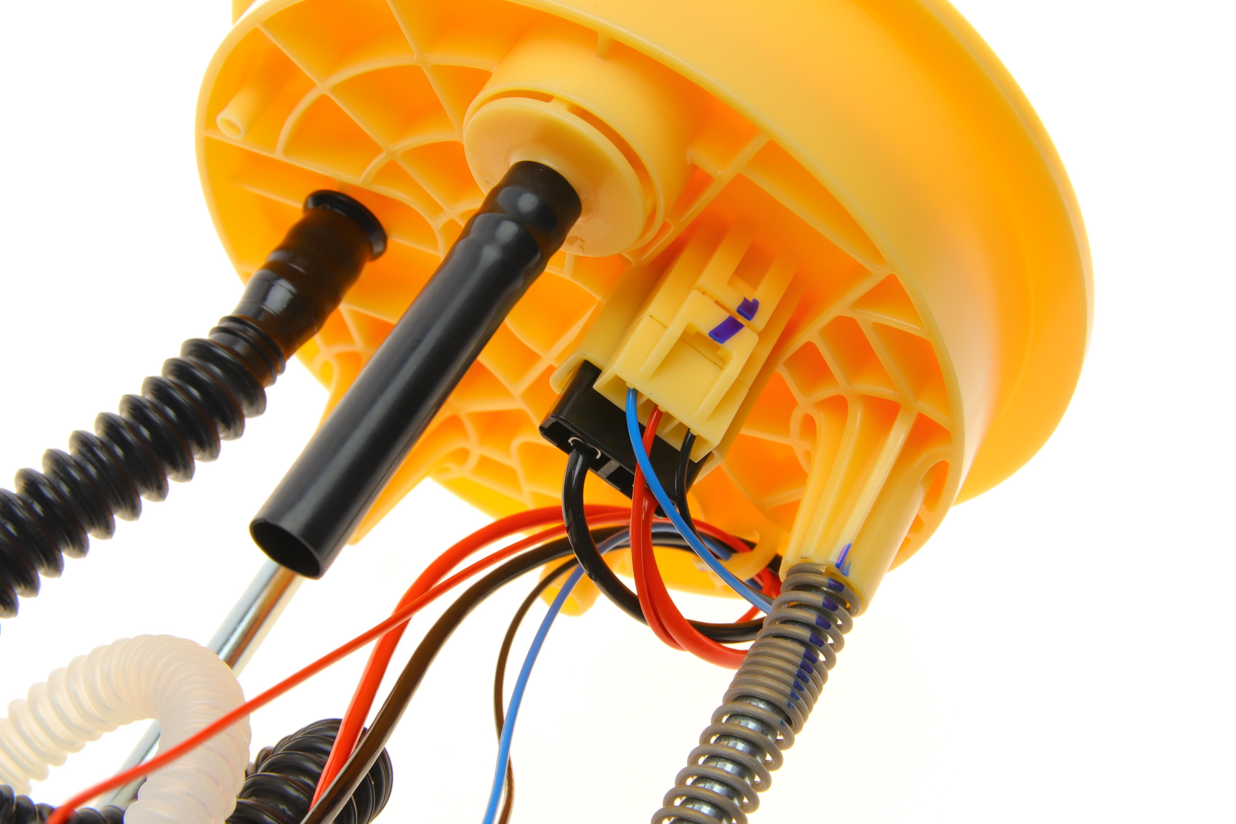 Насос паливний в бак VW Caddy 1.6/2.0TDI 10-