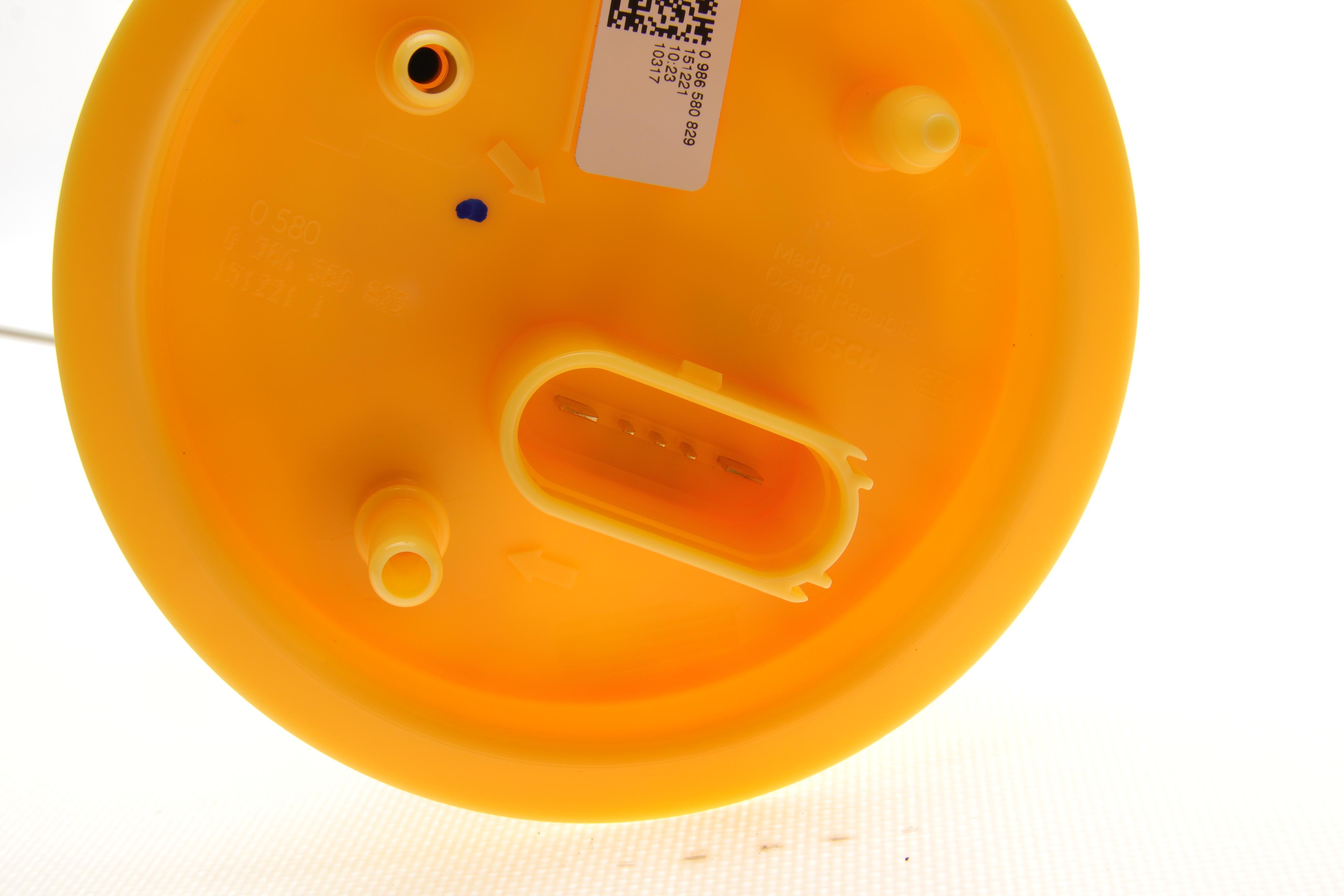 Насос паливний в бак VW Caddy 1.6/2.0TDI 10-