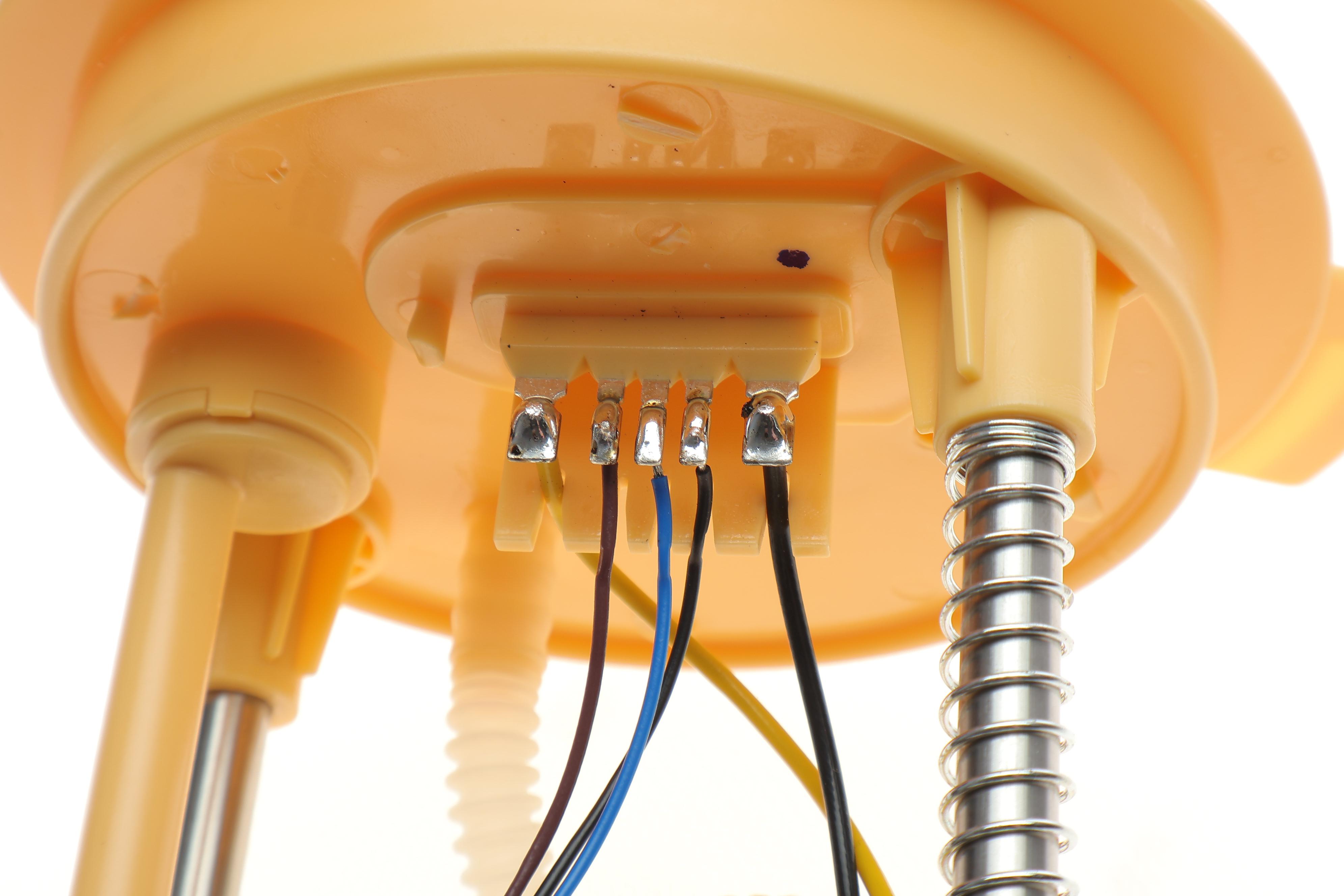 Насос паливний VW Golf 1.6-2.0TDI 05-/Skoda Octavia 04-13