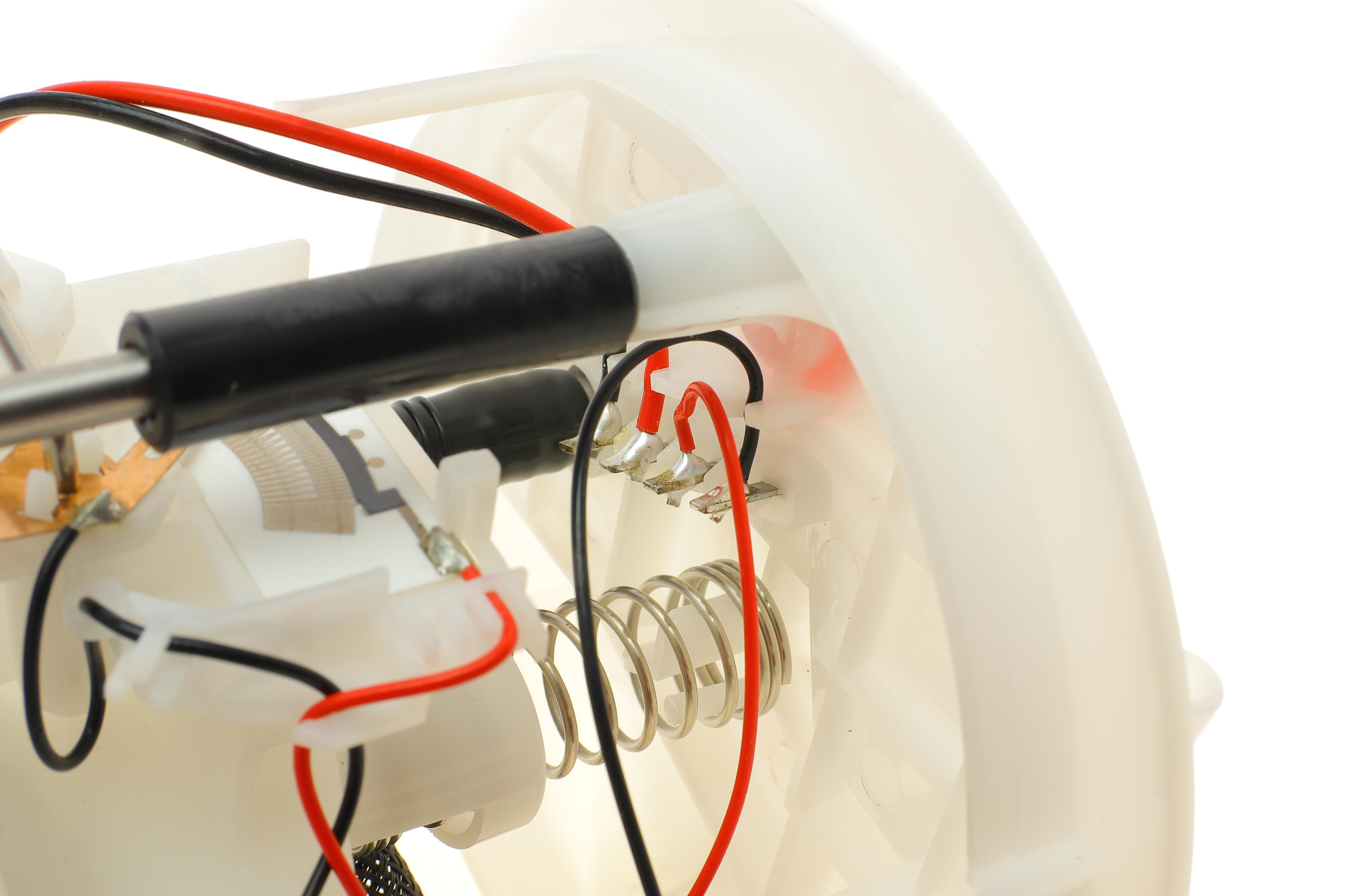 Насос паливний Renault Master/Opel Movano 2.3dCi 10- (бак 80л) (HÜCO)