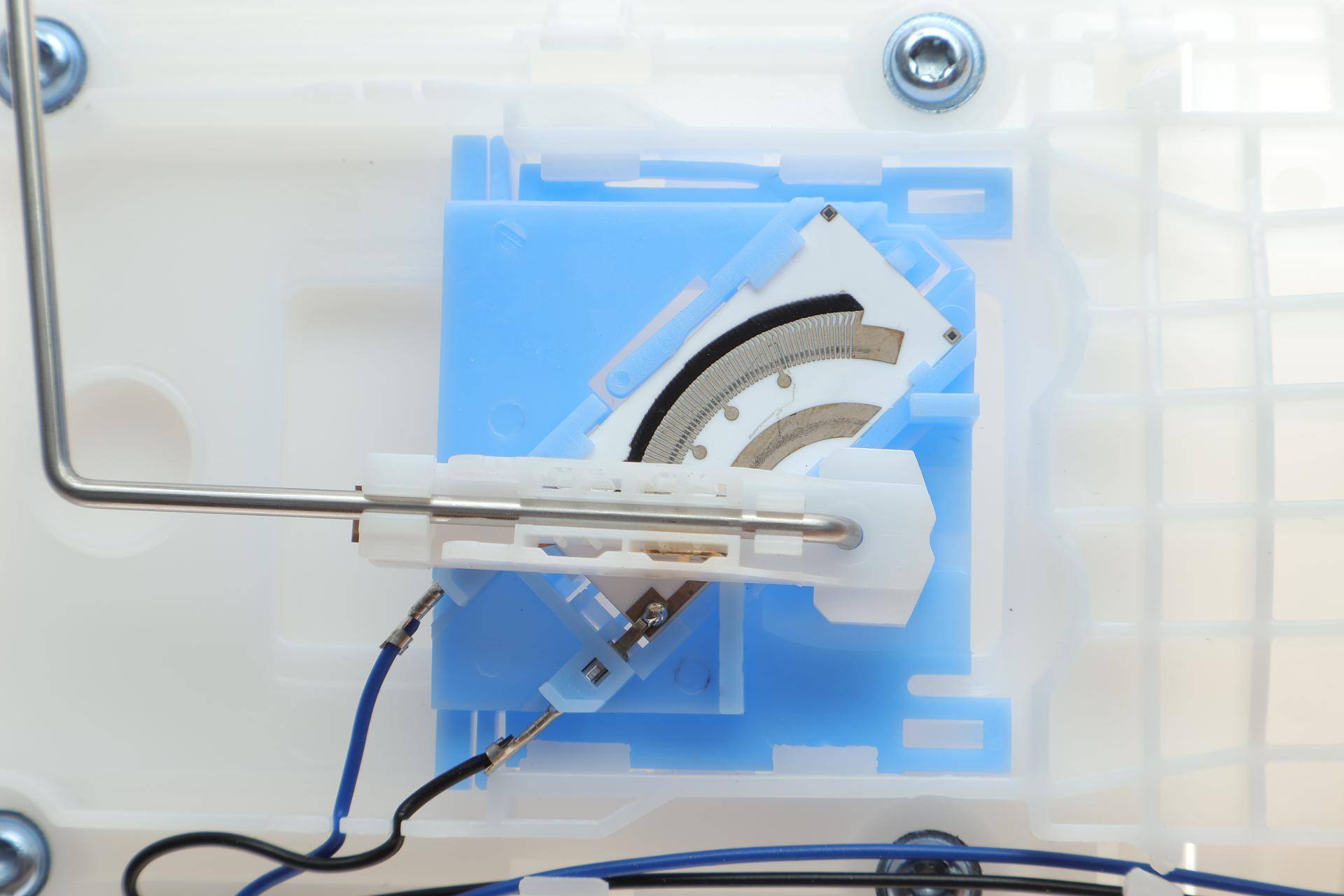 Насос паливний VW T5 2.0/3.2 03-13 (MAM00026M)