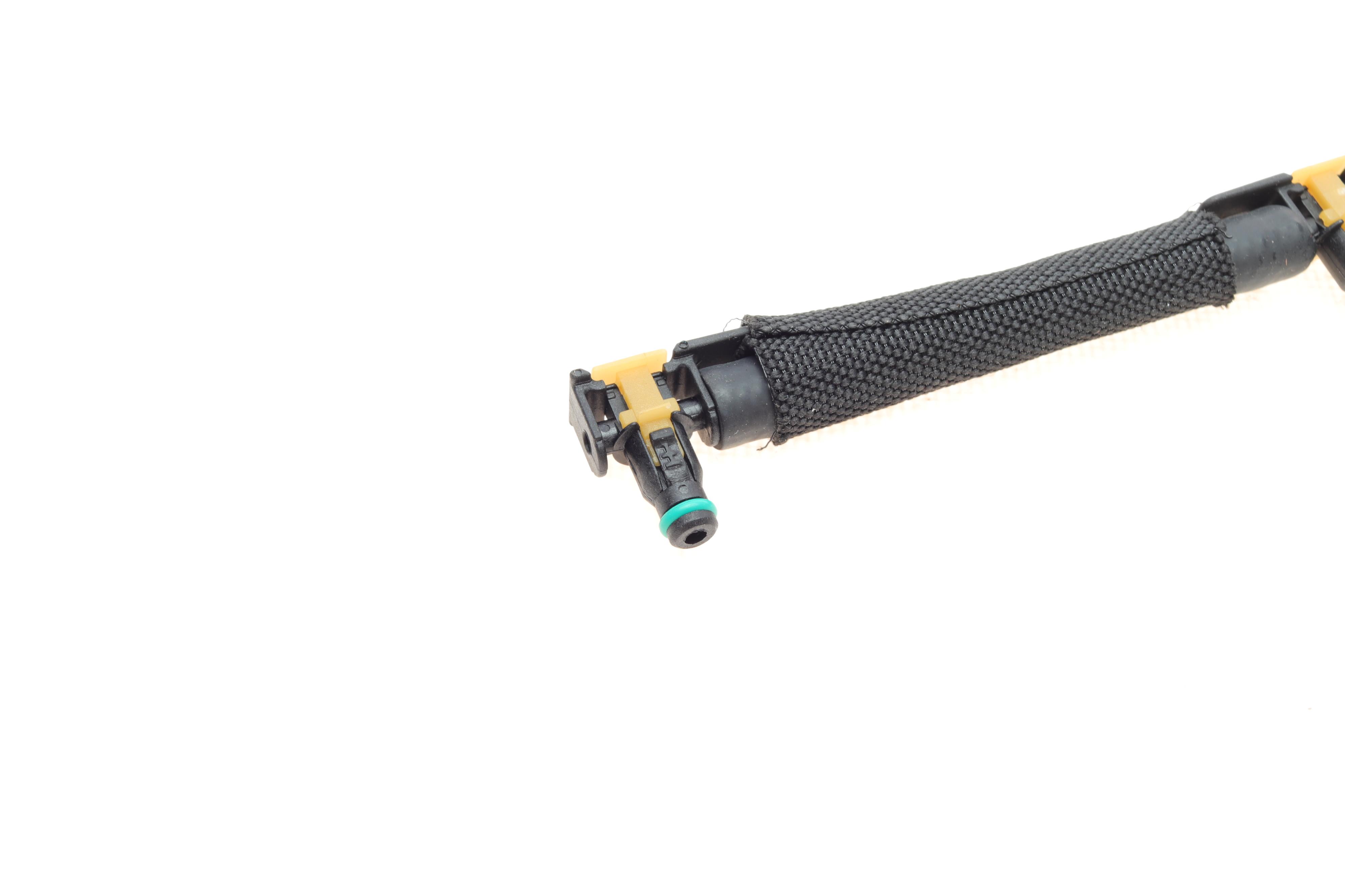 Шланг зливний VW Passat/CC/Tiguan 2.0TDI 07-