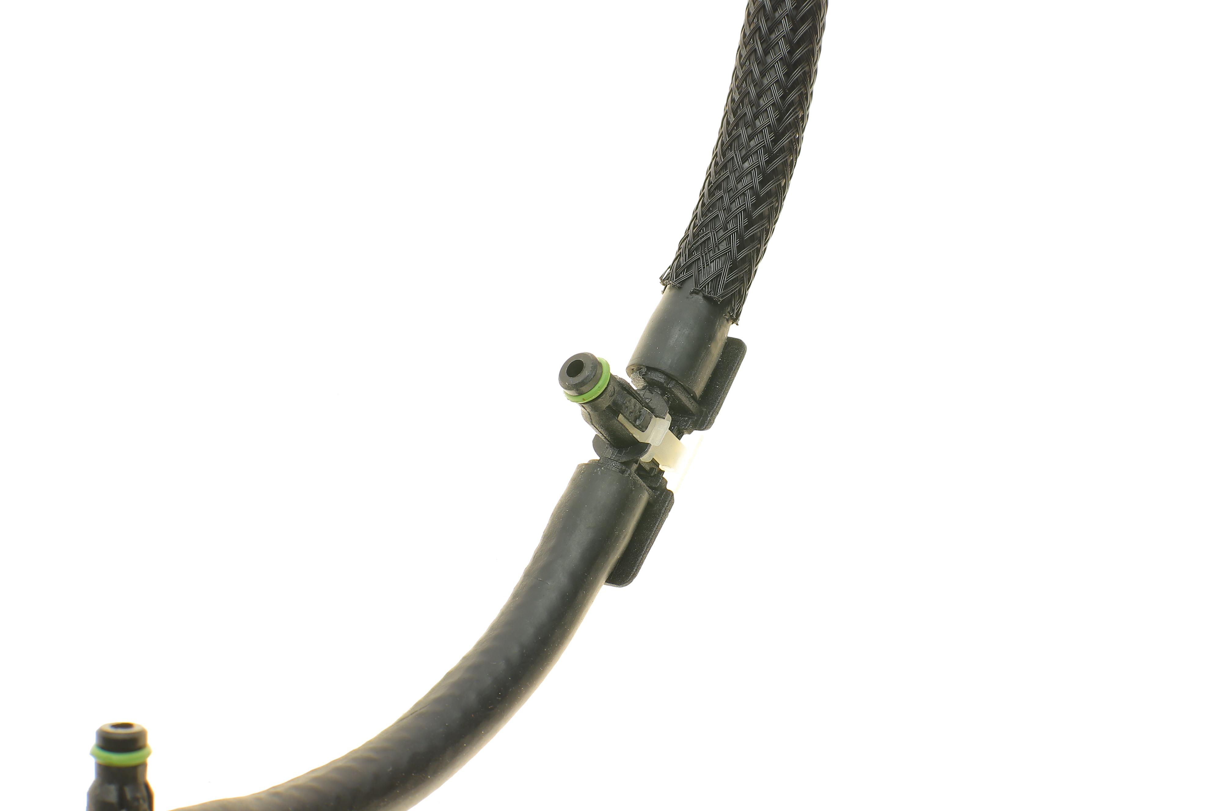 Шланг зливний BMW 5 (F10/G30/F90)/X4 (F26/G02/F98) 14- B47