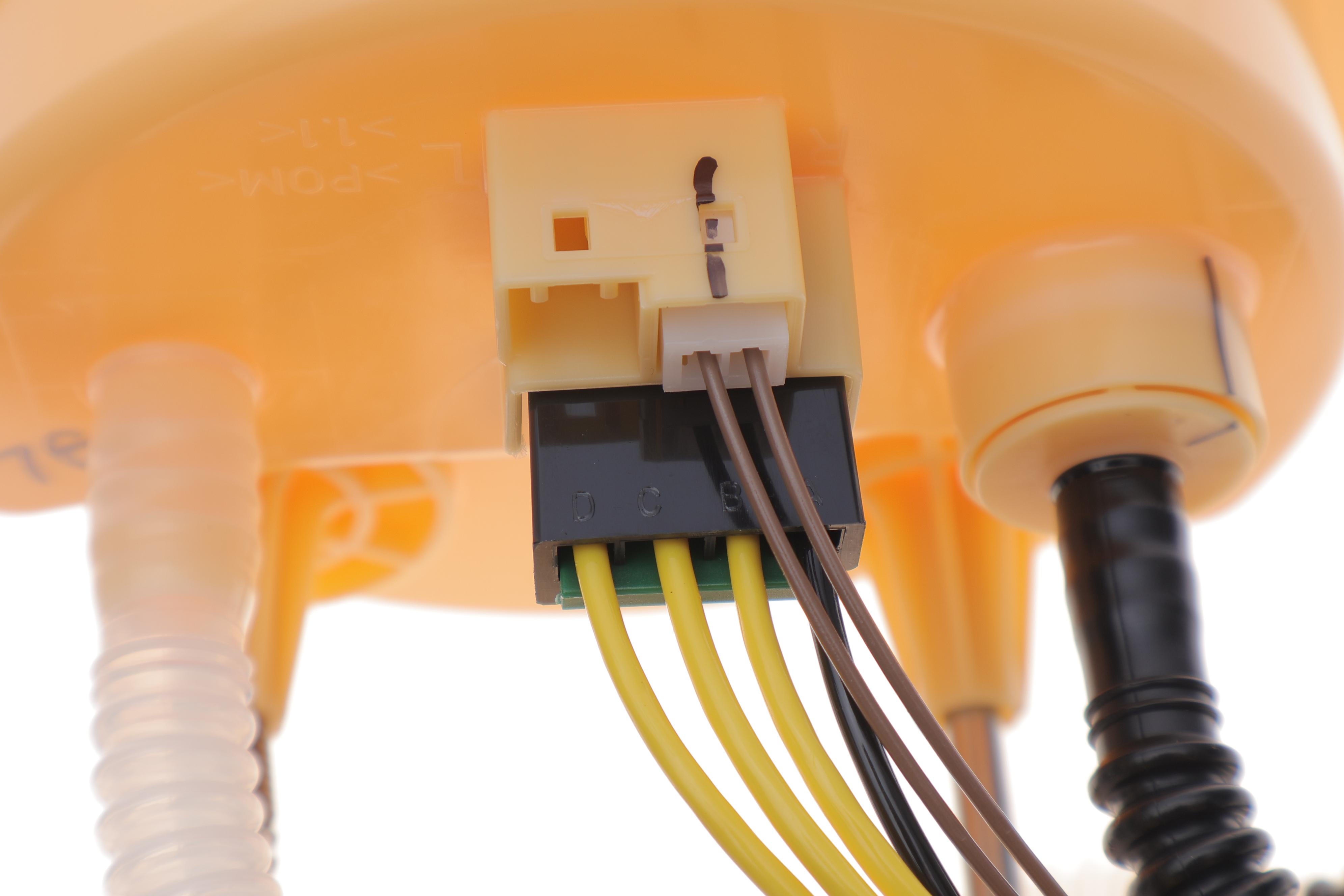 Насос паливний в бак BMW X1 (F48)/F2 (F39) 14-B37/B47