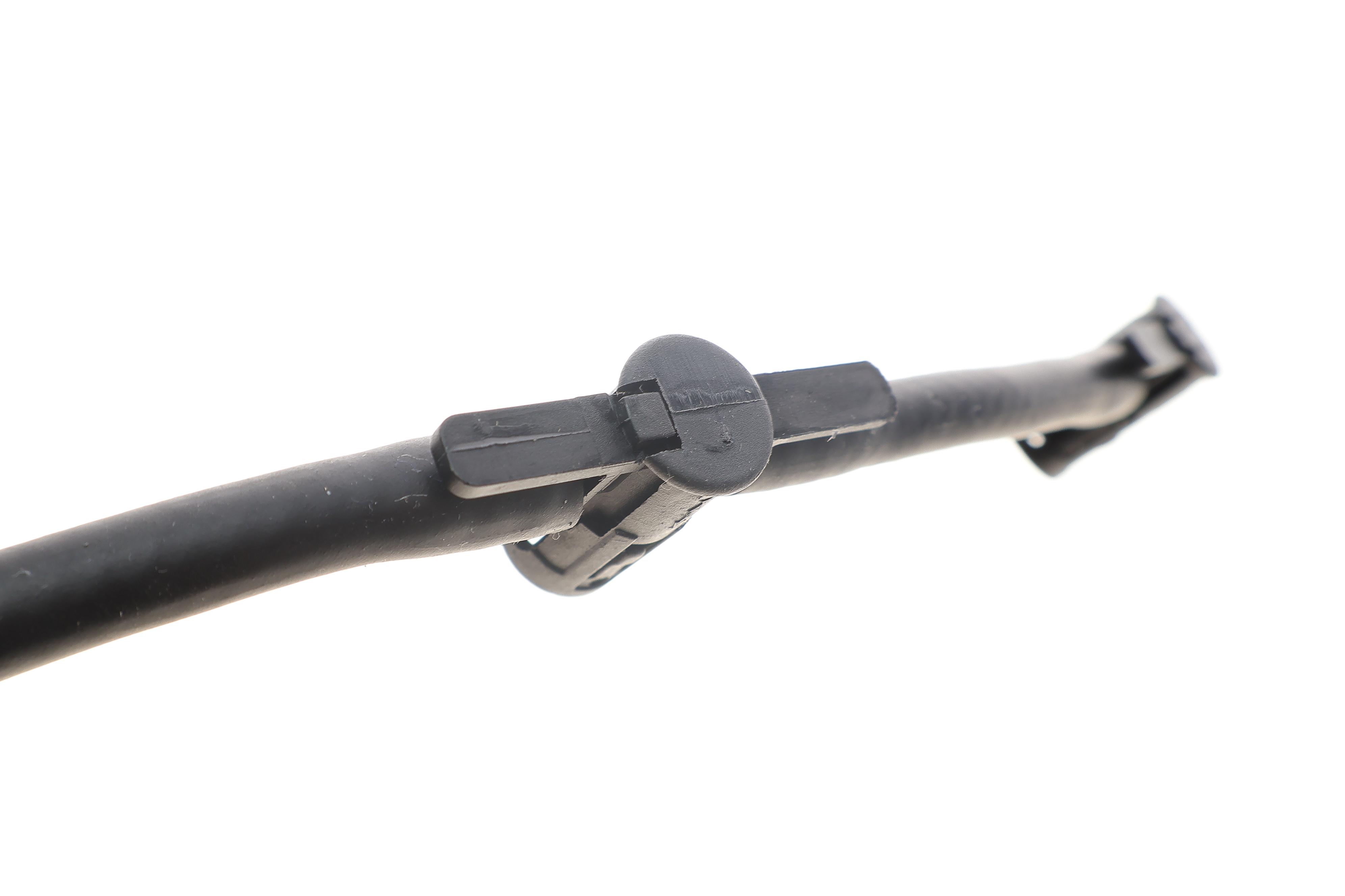 Шланг зливний Audi A4/A5/A6/Q5/Skoda Octavia/VW Golf V/VI/Passat 2.0 TDI 04-17