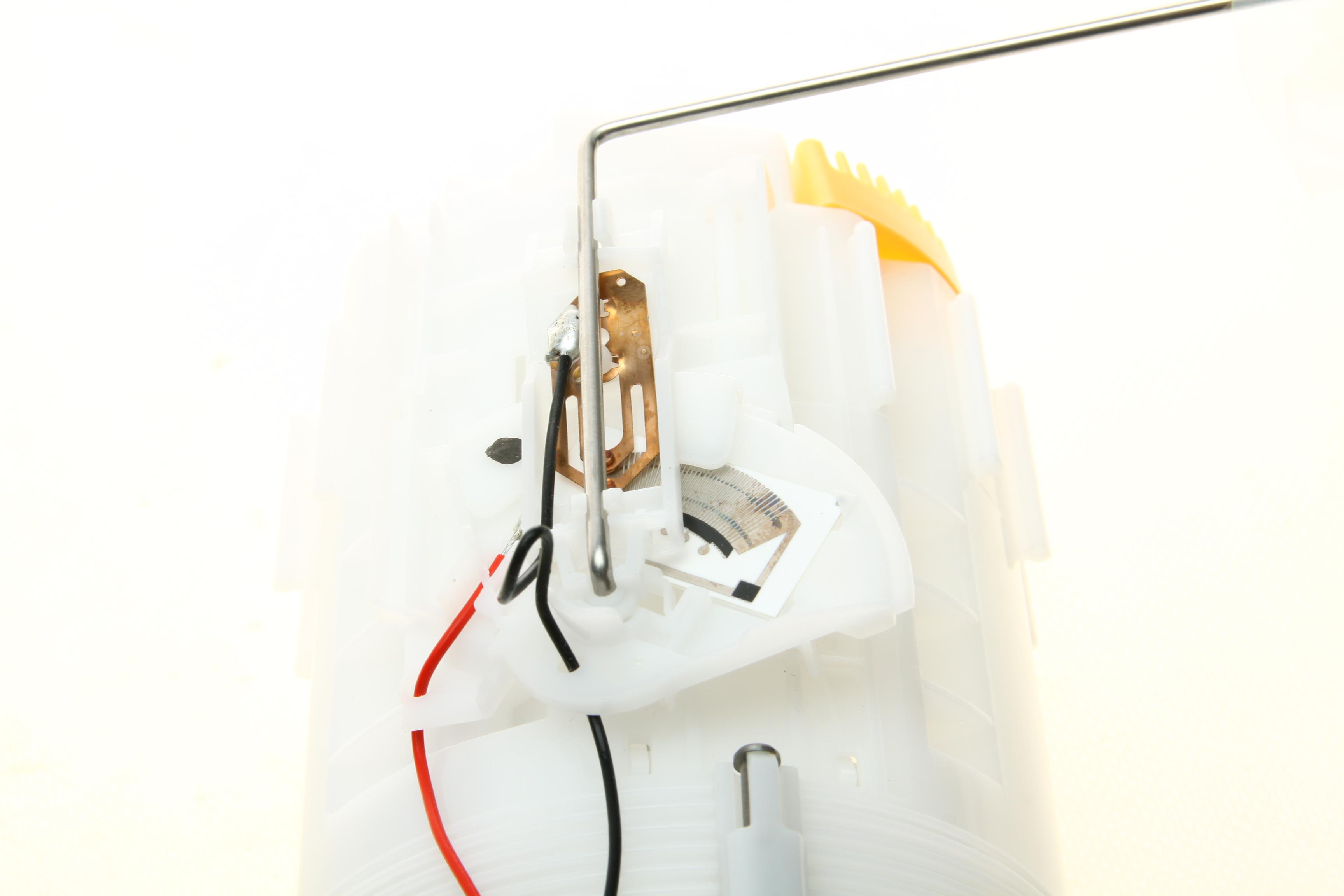 Насос паливний Renault Laguna 2.0dCi 07-15 (HÜCO)