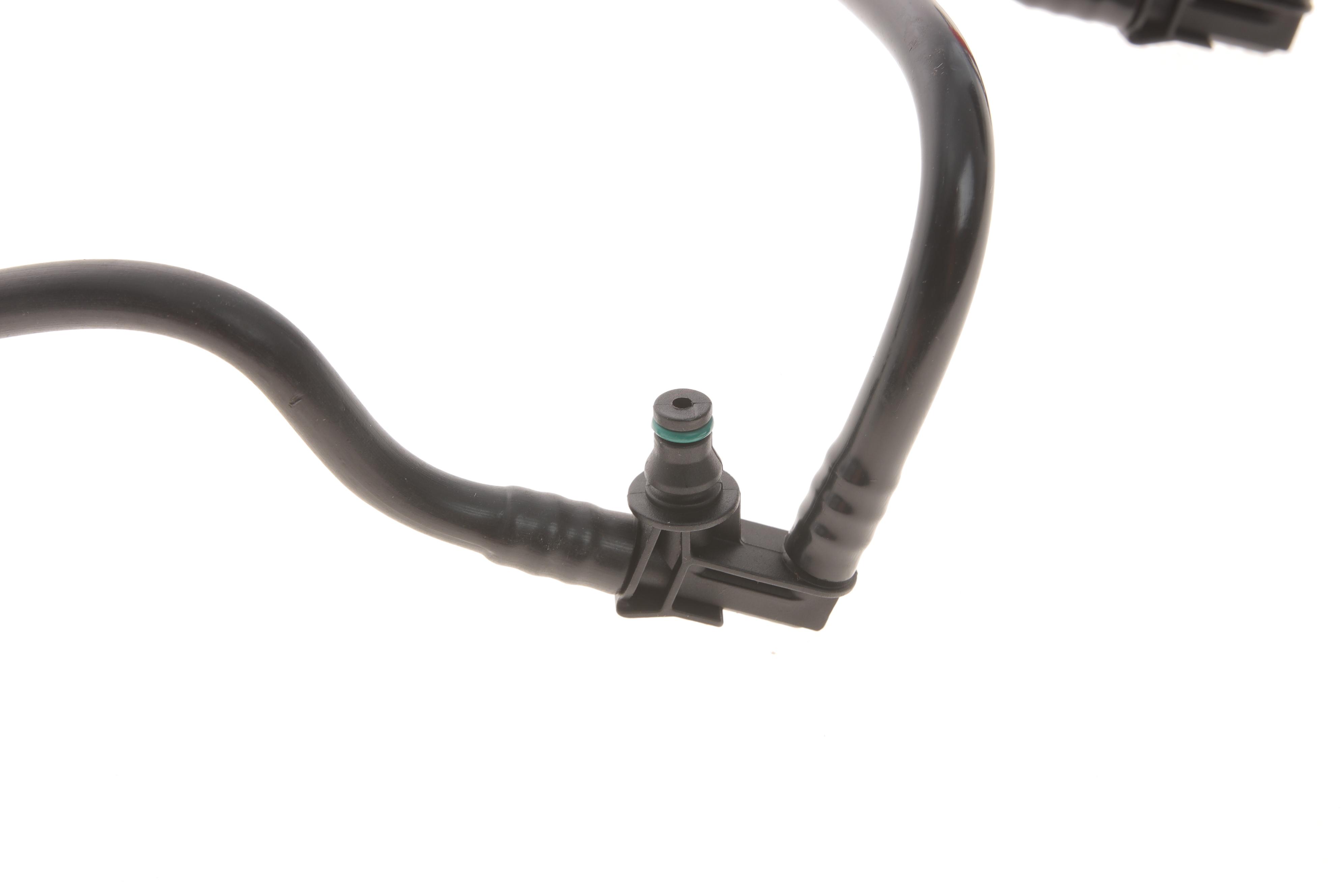 Шланг зливний Opel Vivaro A/Movano B 2.0dCi/2.3CDTI 10- (к-кт)