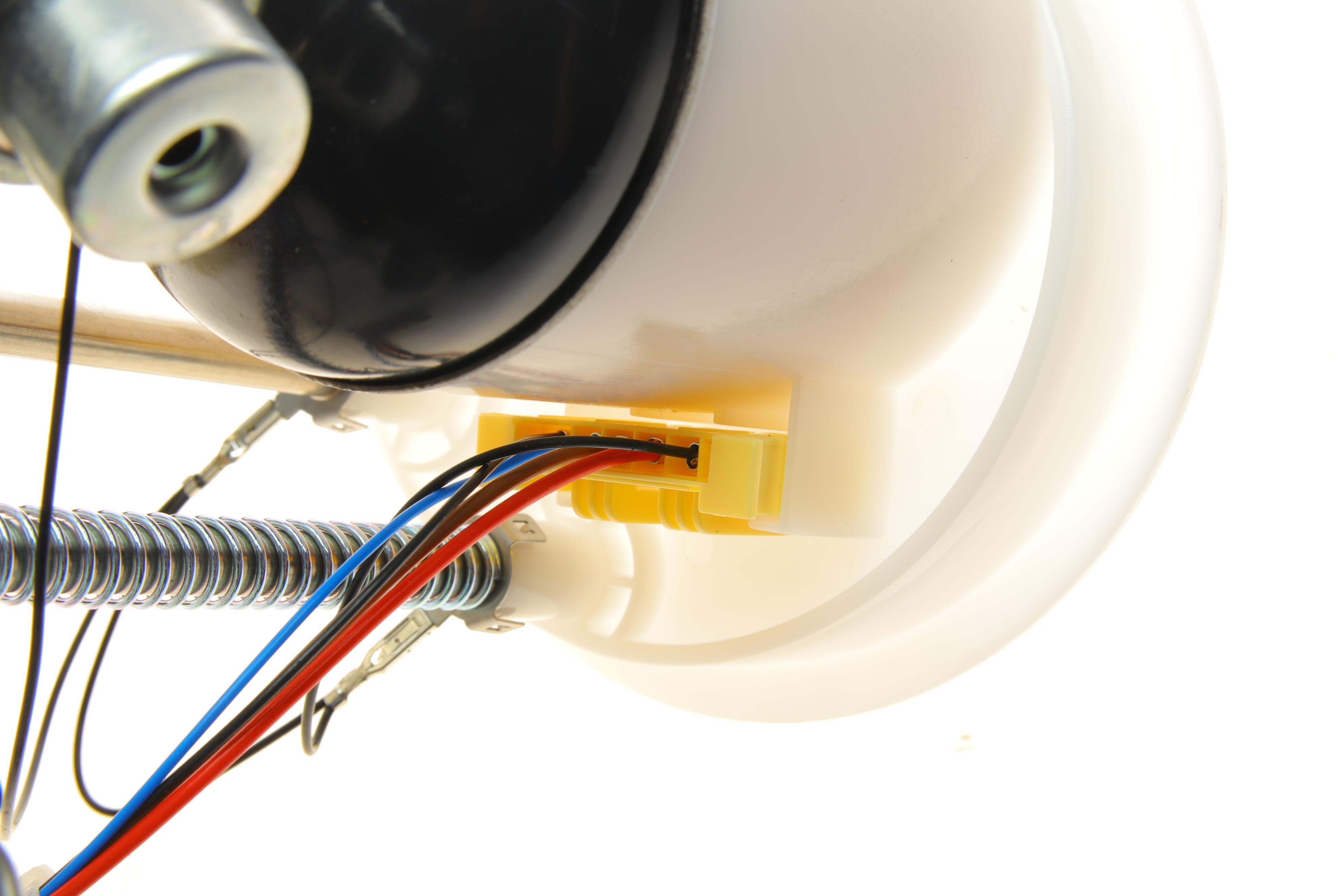 Насос паливний електричний Ford Mondeo IV 2.0 07-15 (MAM00082M)