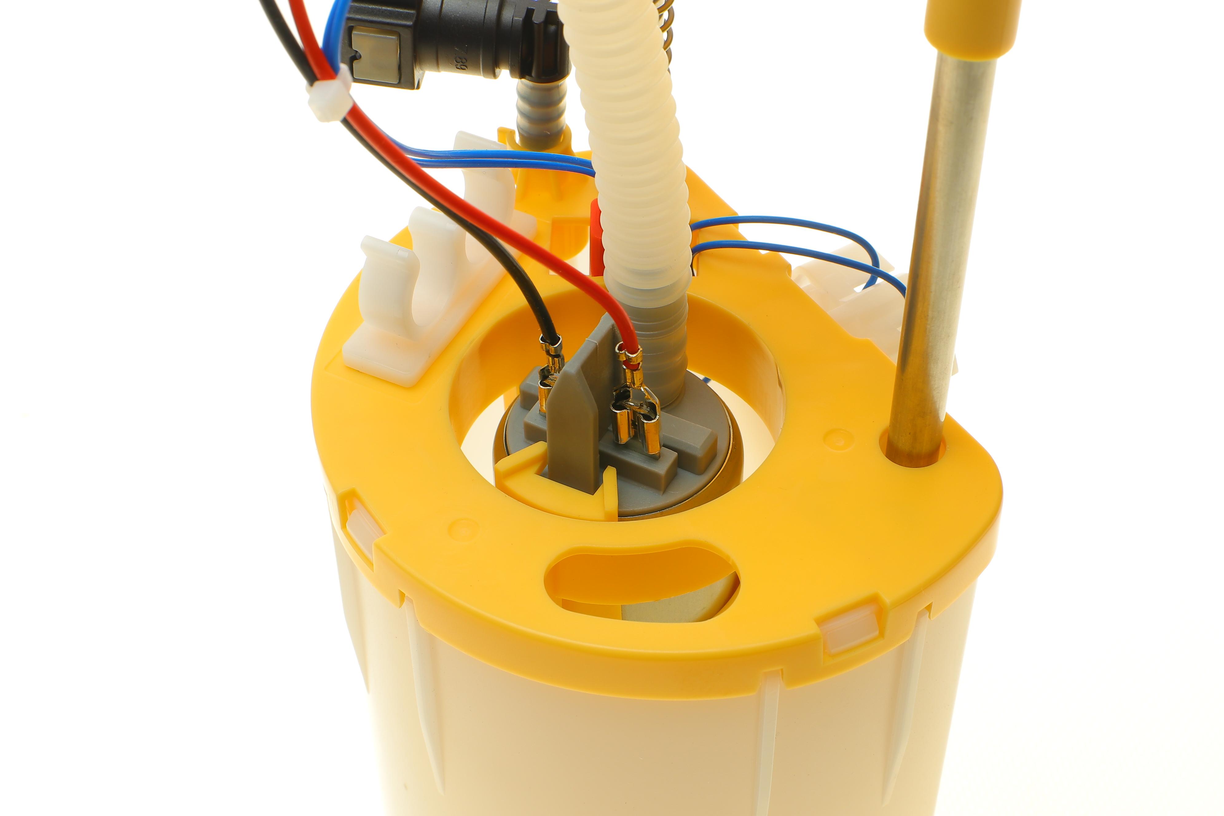 Насос паливний BMW 3 (E90)/1 (E87) 2.0/3.0D 04-11 (N47/N57) (HÜCO)