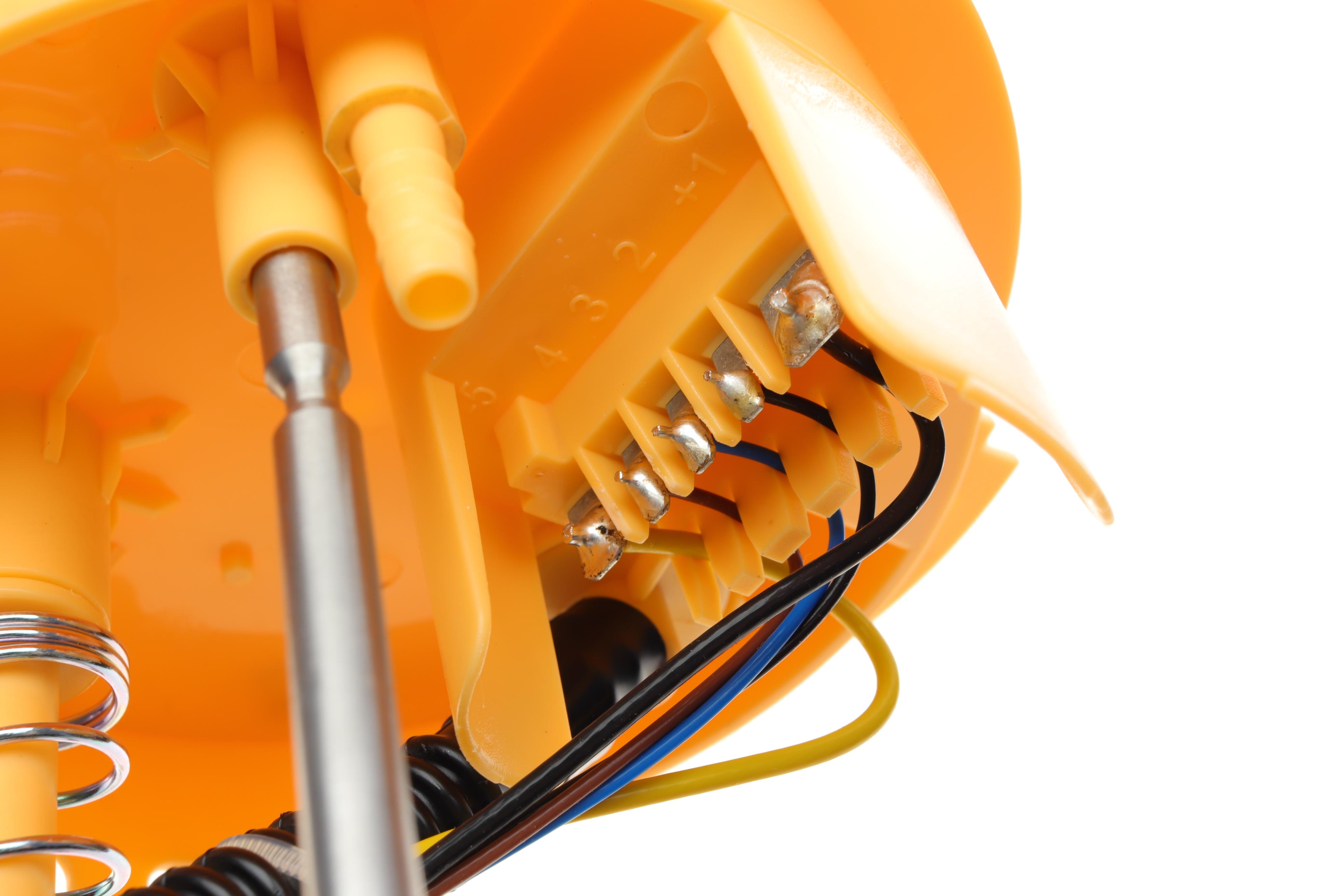 Насос паливний VW Passat 1.9-2.0TDI 05-10 (HÜCO)