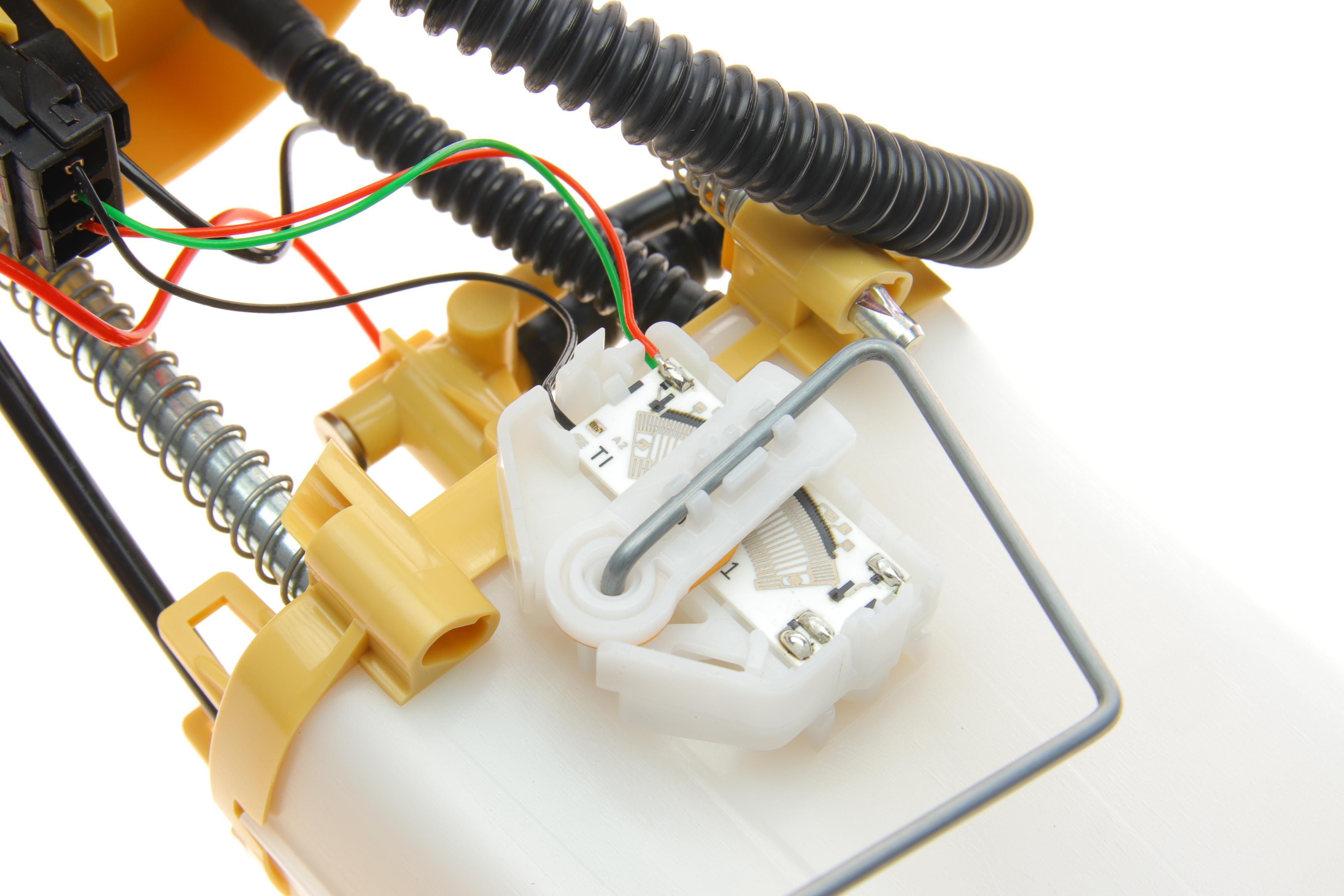 Насос паливний VW Passat B6 1.9-2.0TDI 05-10