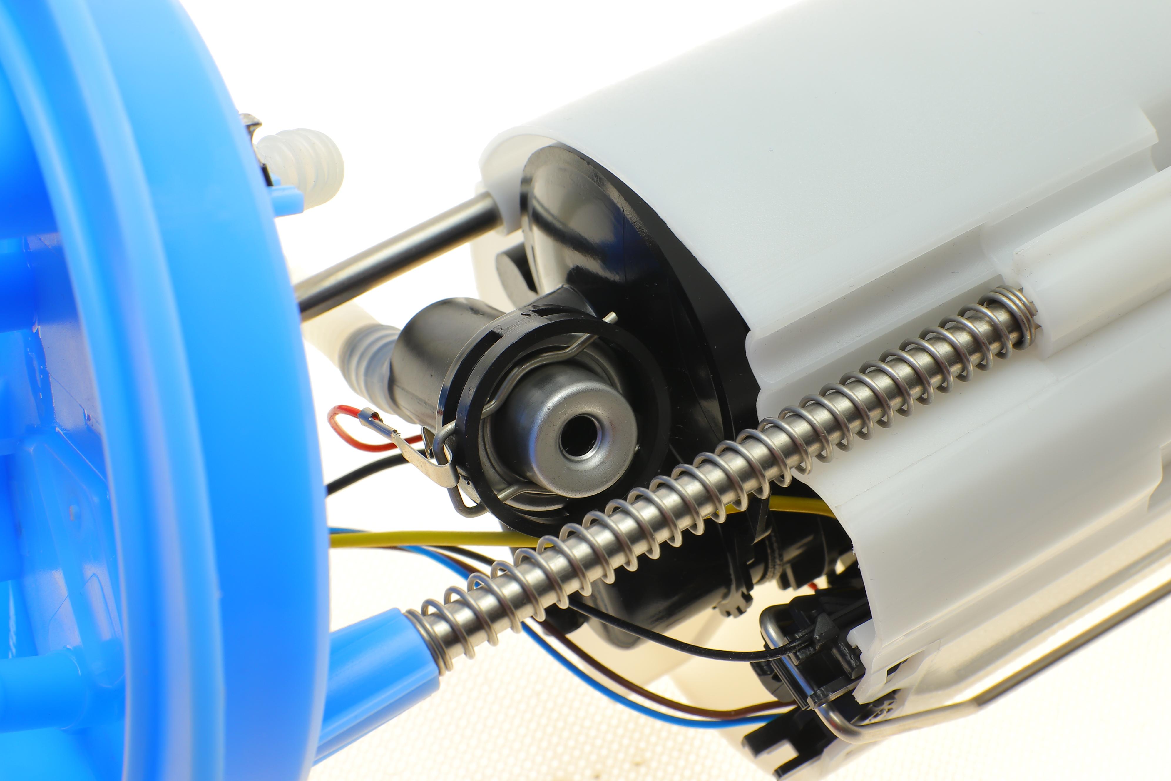 Насос паливний VW Golf/Skoda Octavia 1.0-2.0 12- (HÜCO)