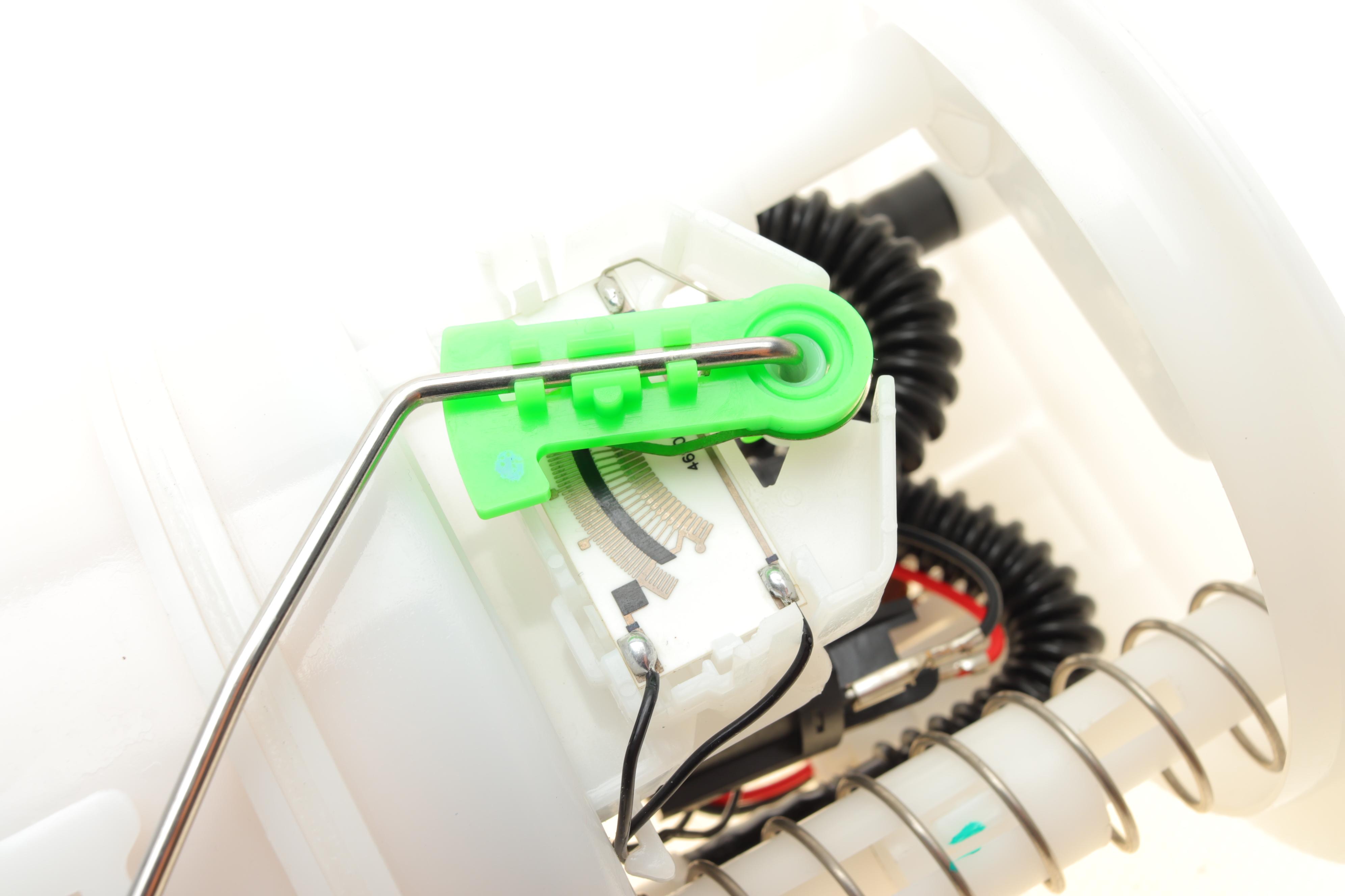 Насос паливний Dacia Logan 1.2-1.6 04- (MAM00047M)