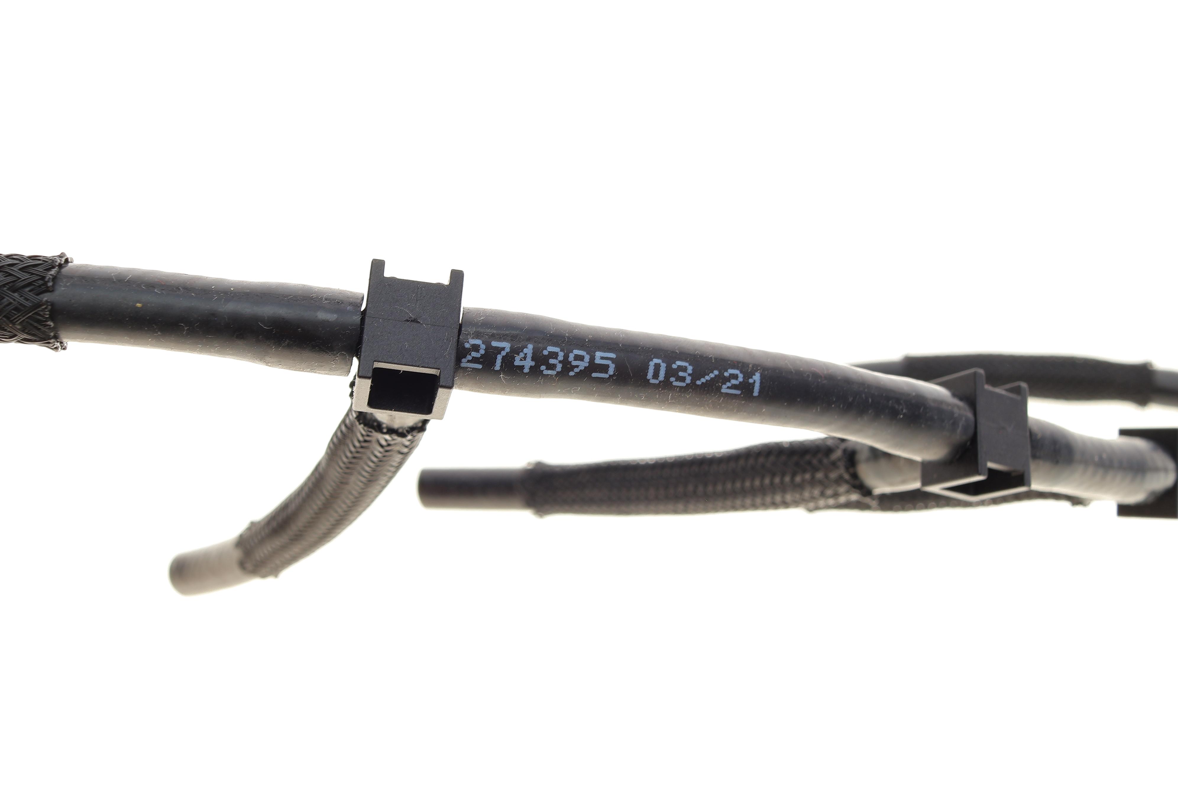 Шланг паливний Citroen C4 I/C5 III/Peugeot 307/308/508 2.0 HDi 04-