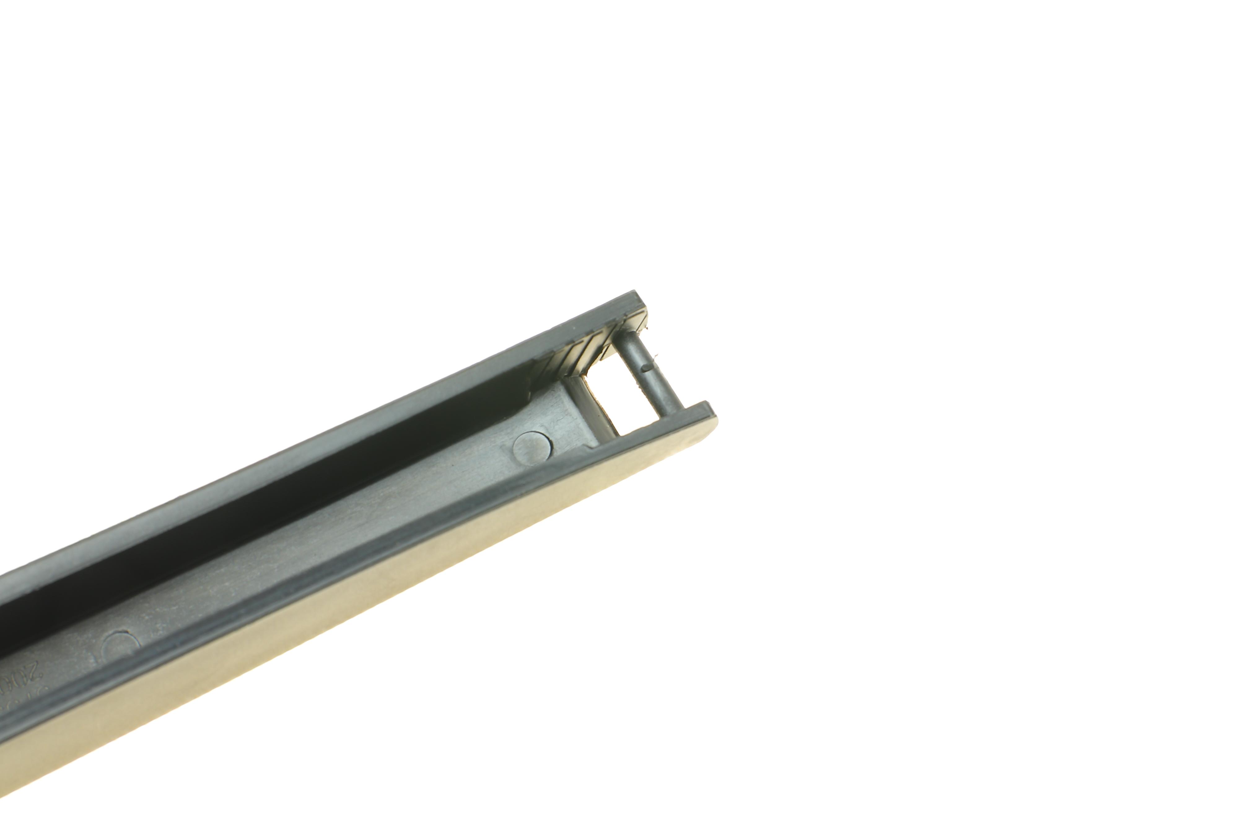 Важіль склоочисника (задній) VW Polo/Golf 01-12 (+щітка) (L= 424mm) (хетчбек)