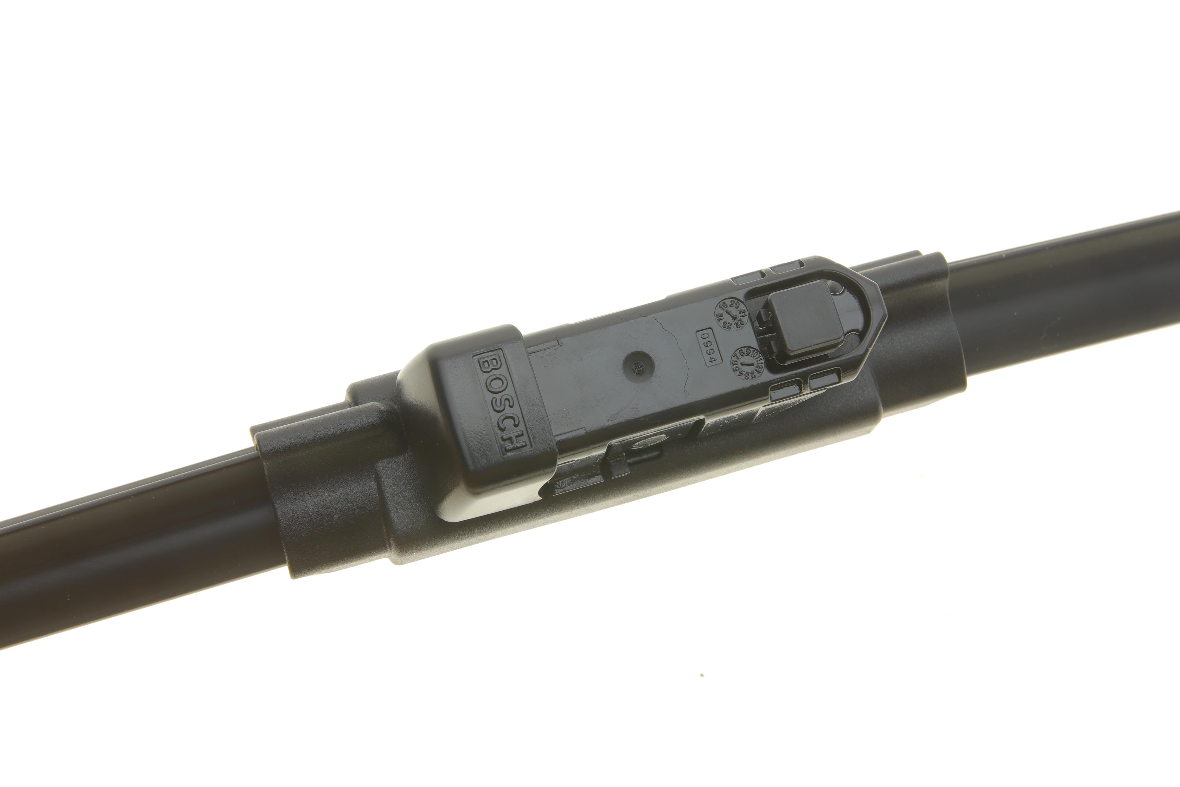 Щітки склоочисника (600/475мм) Skoda Octavia12- Aerotwin (безкаркасна)