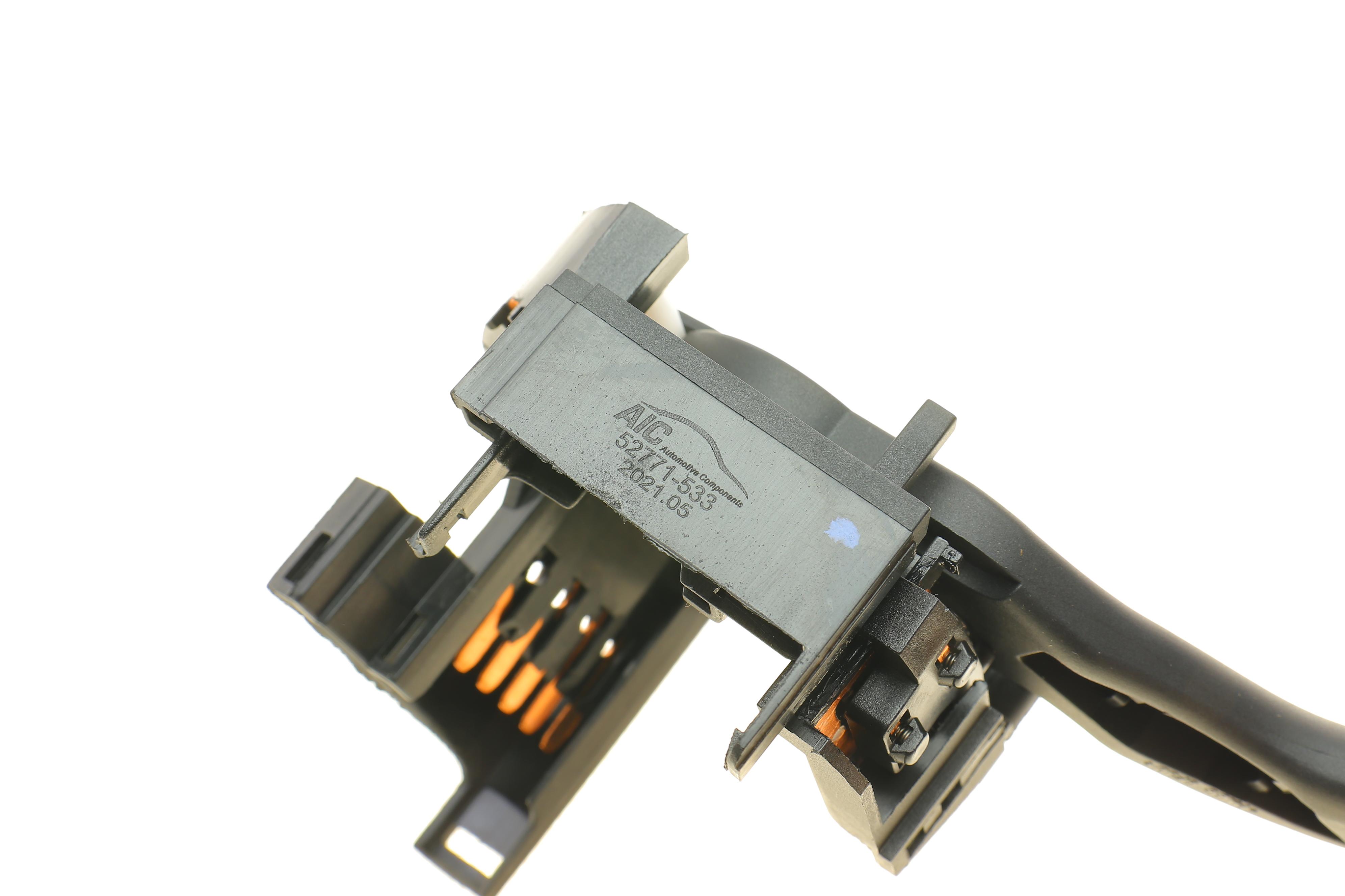 Перемикач склоочисника VW T4 90-03