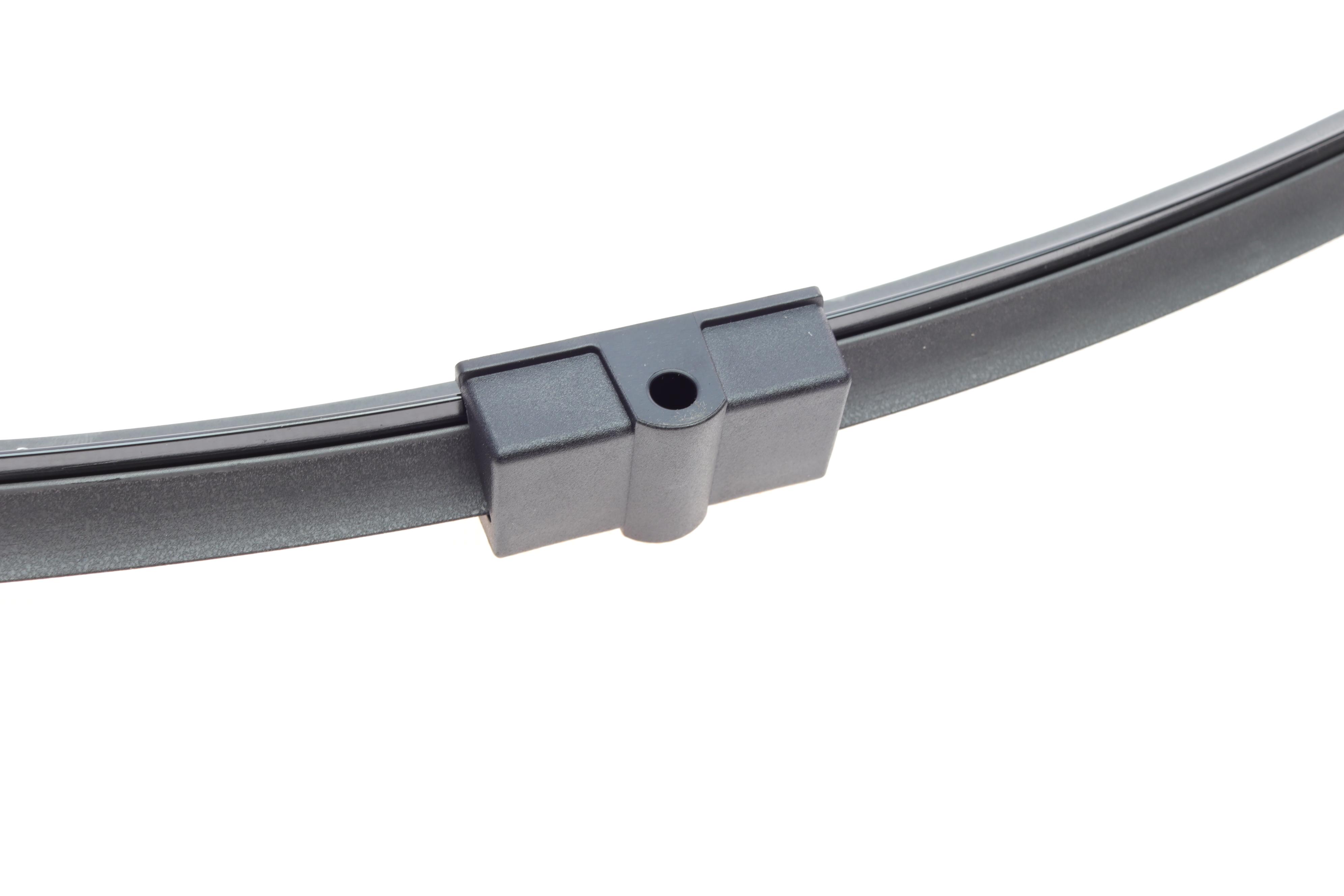 Щітки склоочисника (650/425мм) Ford Focus II 04-12/ Peugeot 207 07-