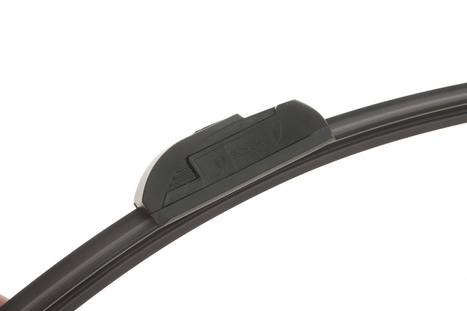 Щітки склоочисника (600/530mm) MB Sprinter/VW LT/Opel Vivaro Aerotwin (безкаркасна)