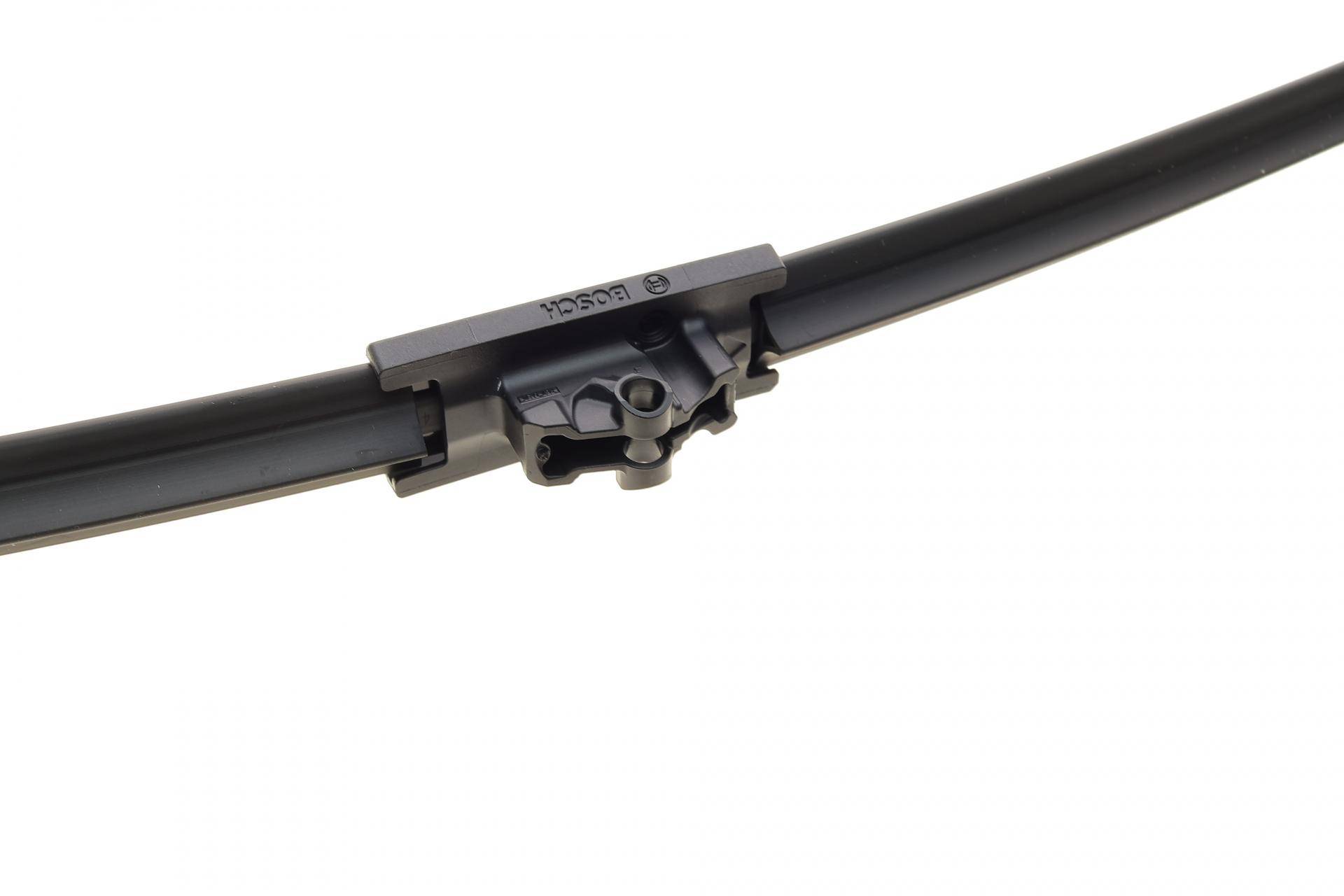 Щітка склоочисника (530mm) Audi A6/VW Passat/Golf IV 97- (Універсальна)