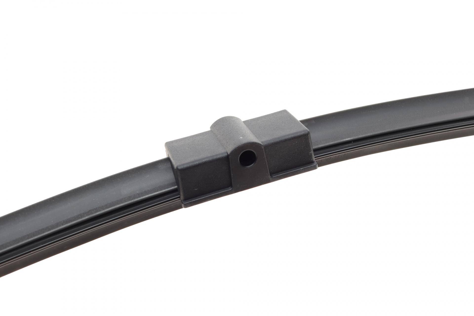 Щітки склоочисника (650/425мм) Ford Focus II 04-12/ Peugeot 207 07-