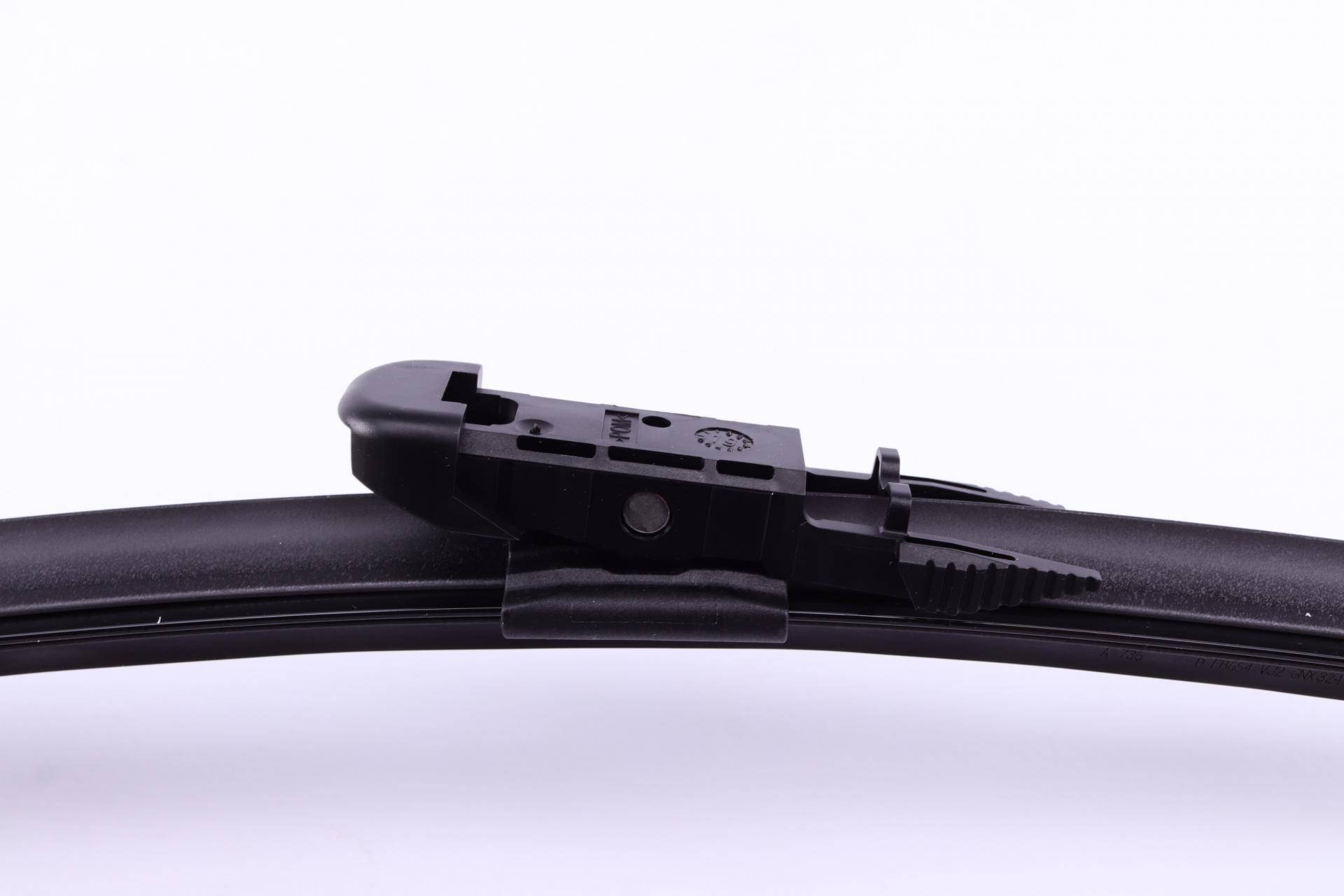 Щітки склоочисника (600/450мм) BMW 4 (F32/F36/F33/F82/F83) 13-