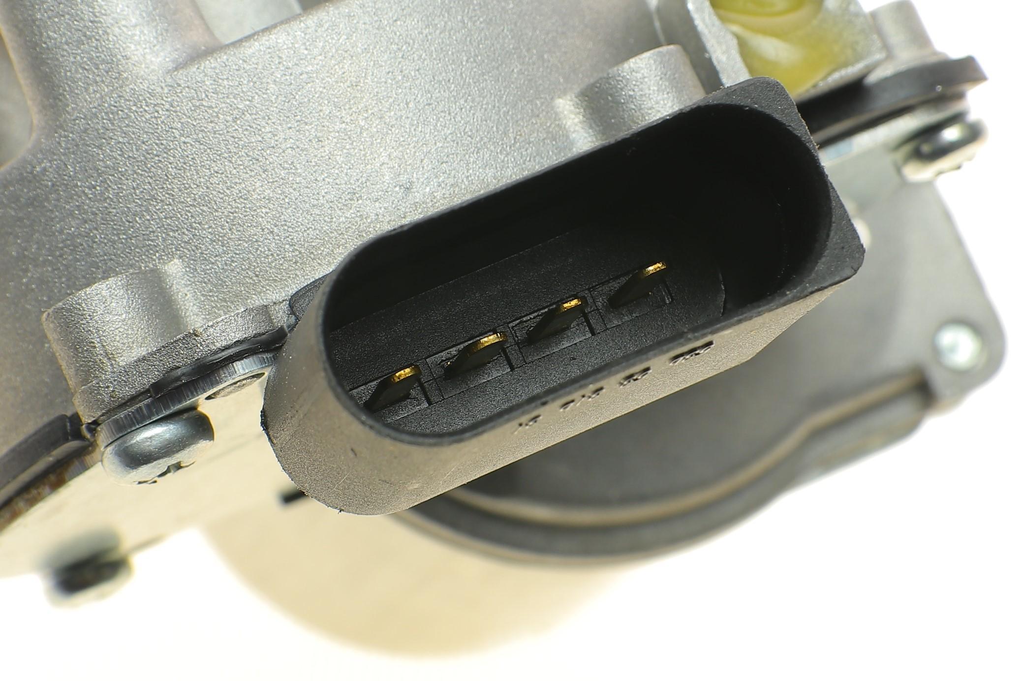 Моторчик склоочисника Skoda Octavia/VW Golf IV 96-10