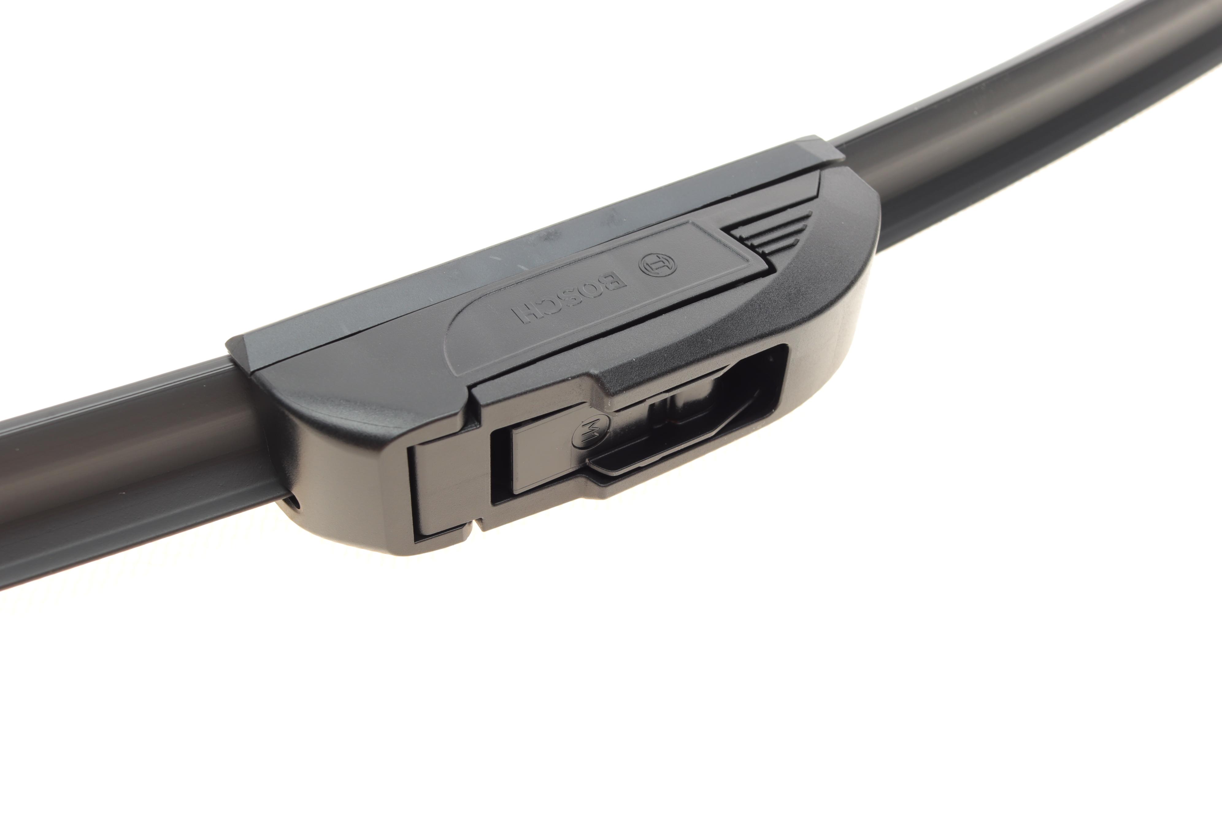 Щітки склоочисника (550/475mm) Ford Focus/Mazda 6/Toyota/Mitsubishi L200 98-15 (бескаркасні)